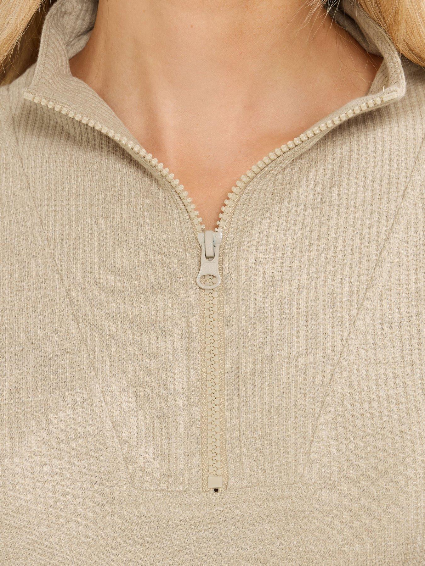 long-tall-sally-half-zip-lounge-top-naturaloutfit