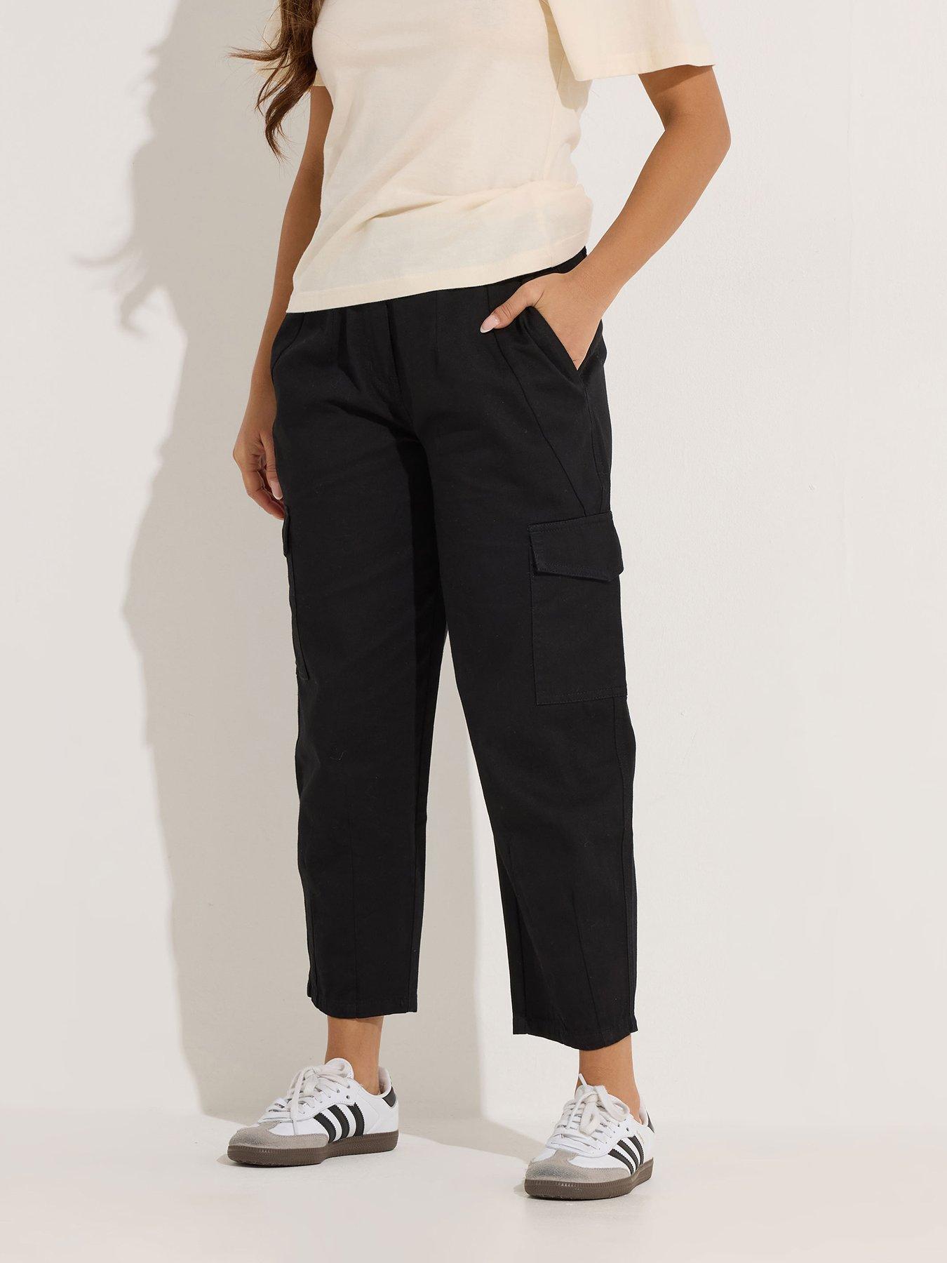 pixiegirl-petite-barrel-leg-cargo-trouser-blackfront