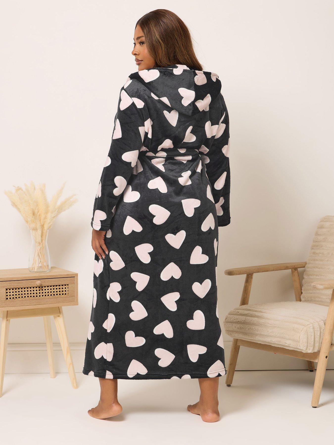 yours-curve-hooded-maxi-robe-blackstillFront
