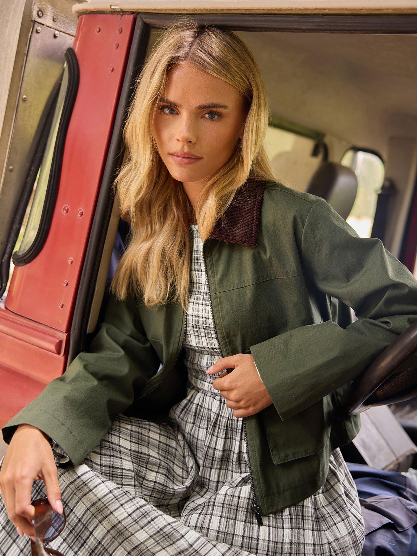 PixieGirl Petite Contrast Cord Collar Barn Jacket - Green