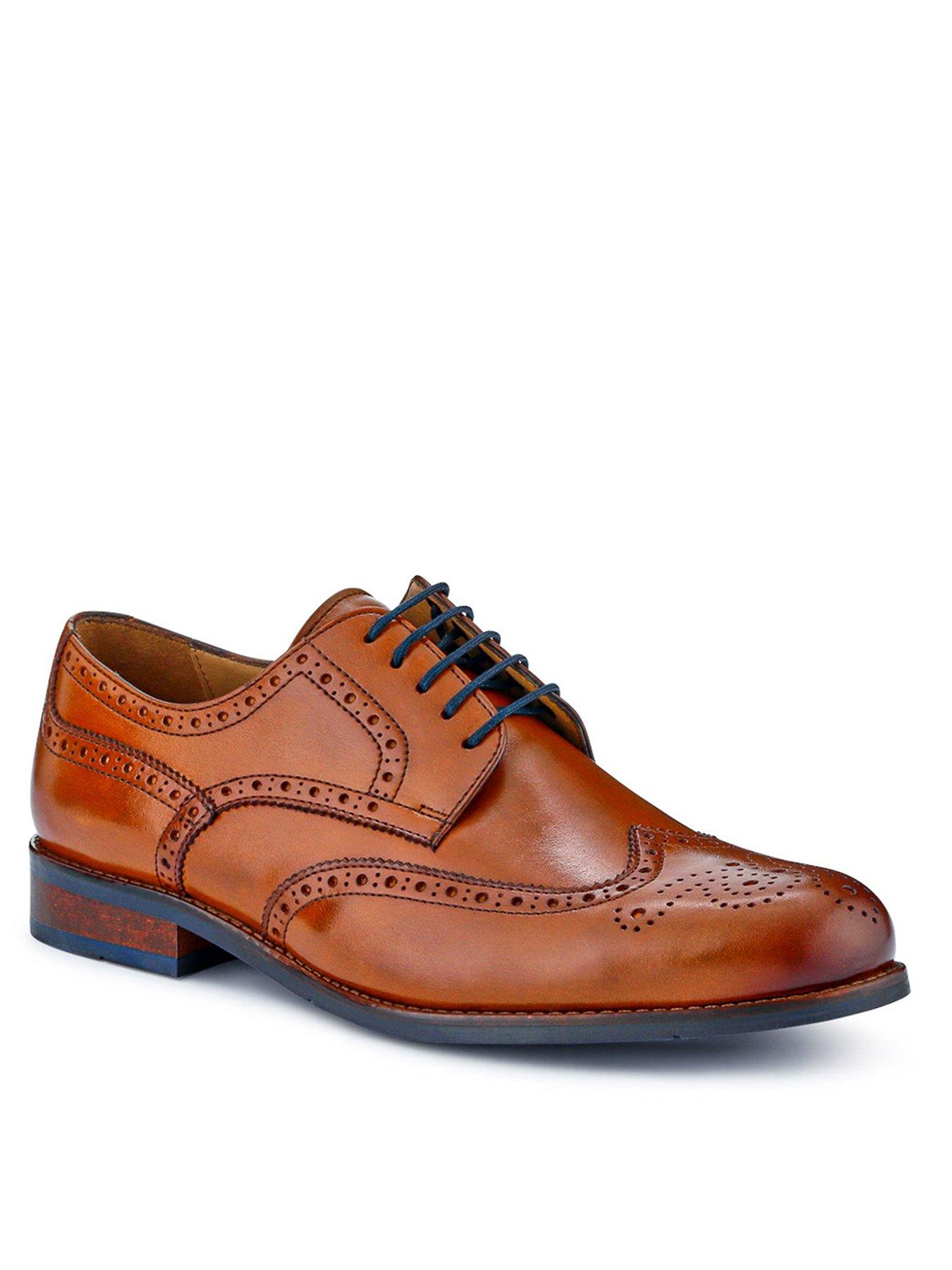 jones-bootmaker-manning-lace-up-broguestillFront