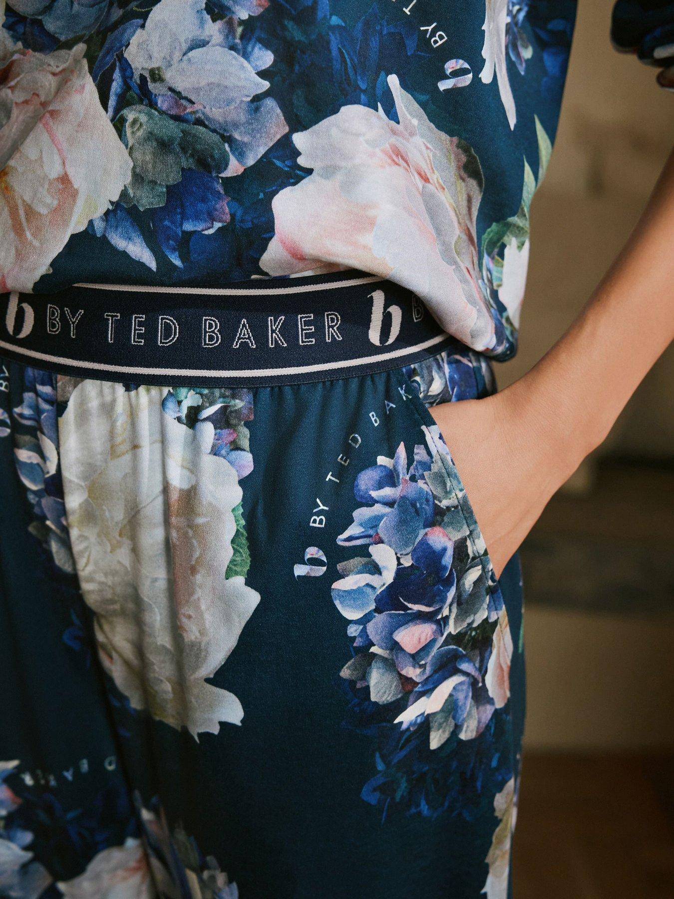 b-by-ted-baker-jersey-floral-print-cuffed-pyjama-set-blueoutfit