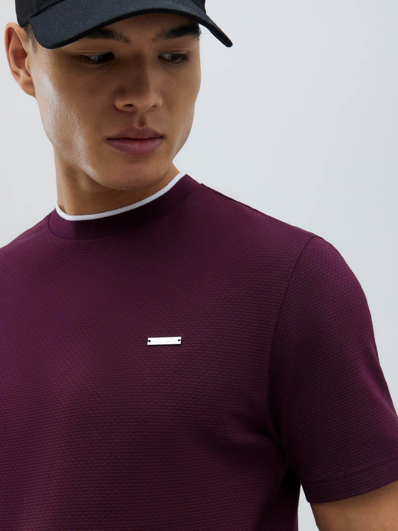 river-island-slim-fit-textured-ringer-t-shirt-redoutfit