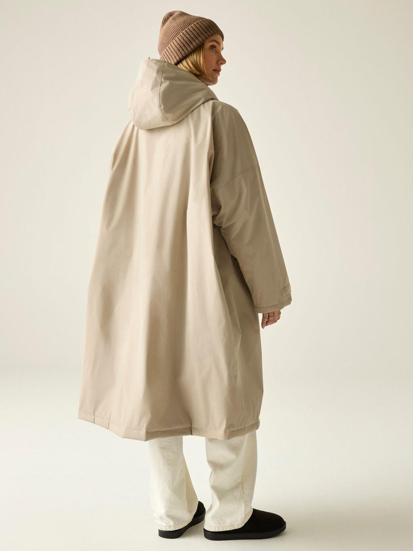 Image 2 of 7 of Regatta Adults Unisex Waterproof Robe - Brown