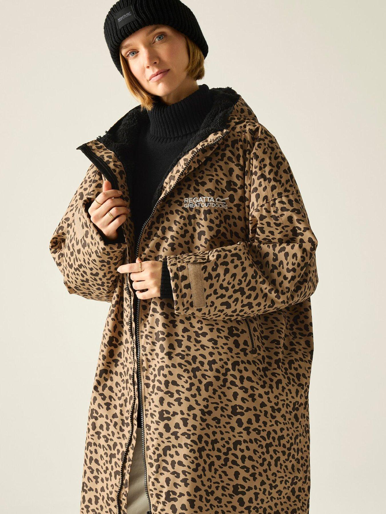 regatta-womens-waterproof-leopard-printed-robe-brown