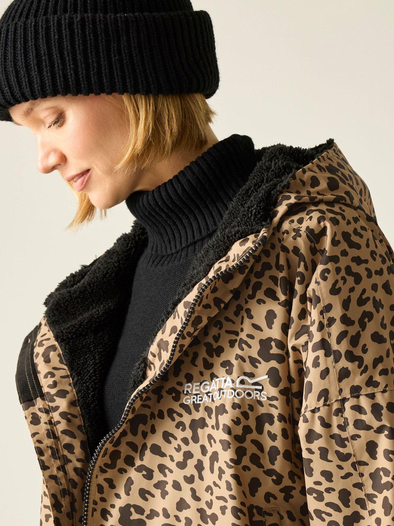 regatta-womens-waterproof-printed-robe-browndetail