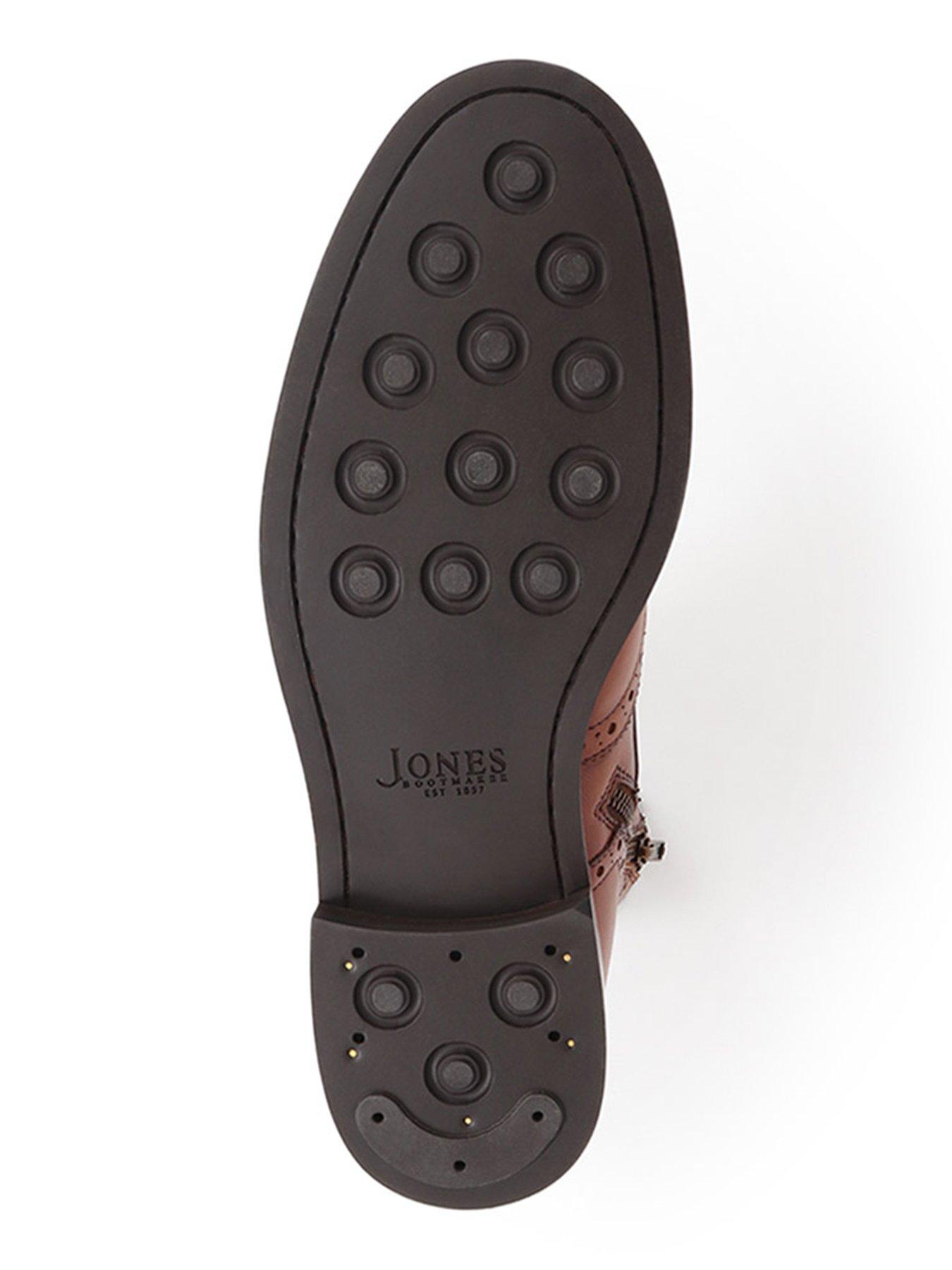 jones-bootmaker-fletcher-lace-up-bootdetail