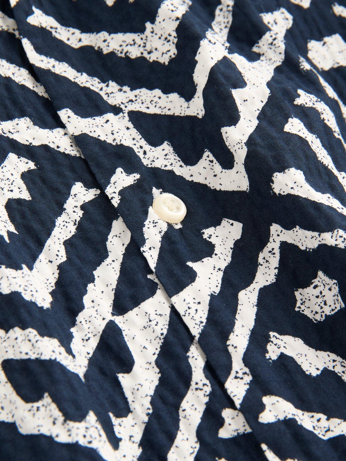 Image 4 of 4 of Jack & Jones Junior Boys Milo Seersucker Short Sleeve Shirt - Sky Captain