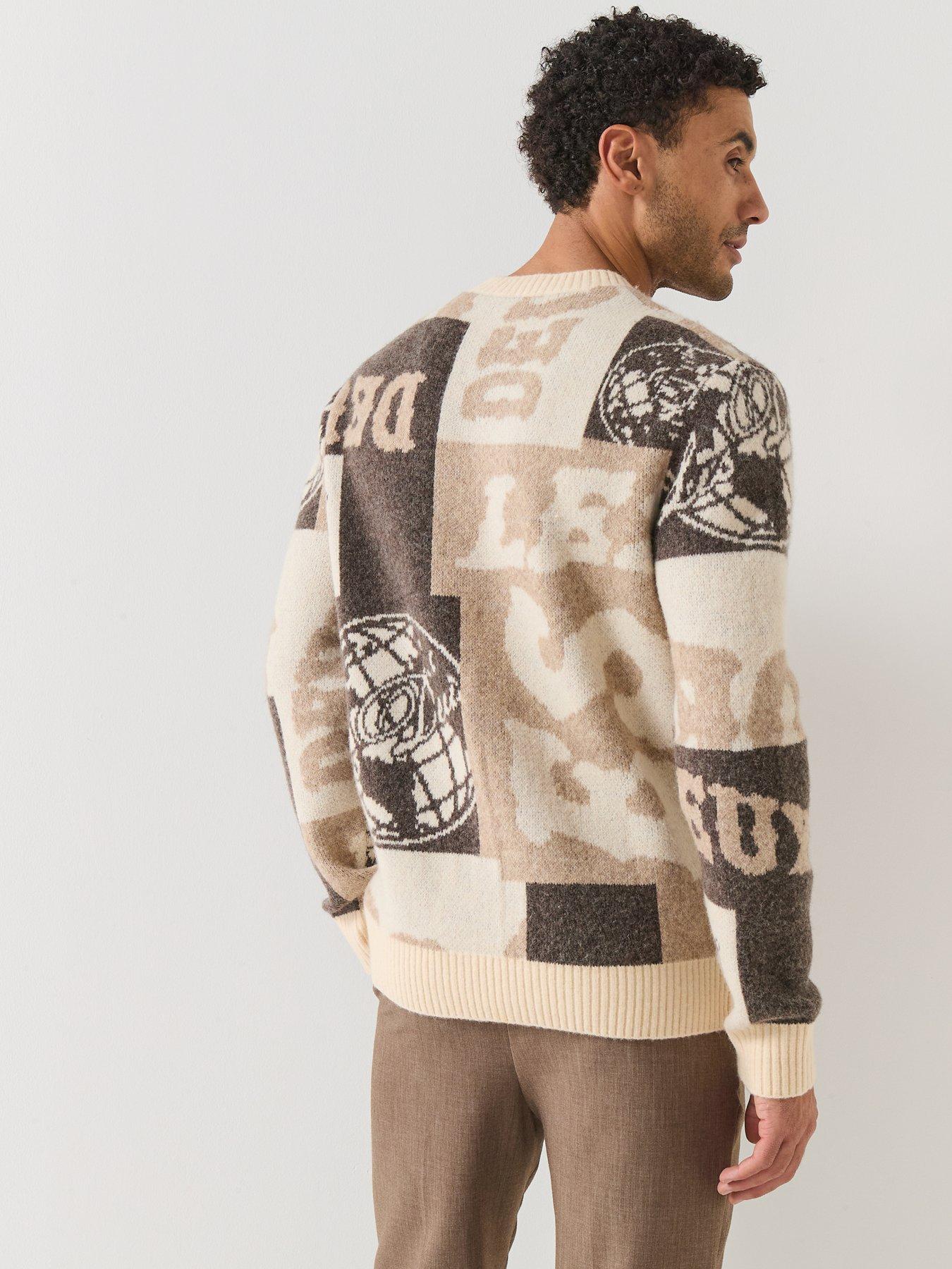 les-deux-globe-knitted-all-over-logo-knitted-jumper-beigestillFront