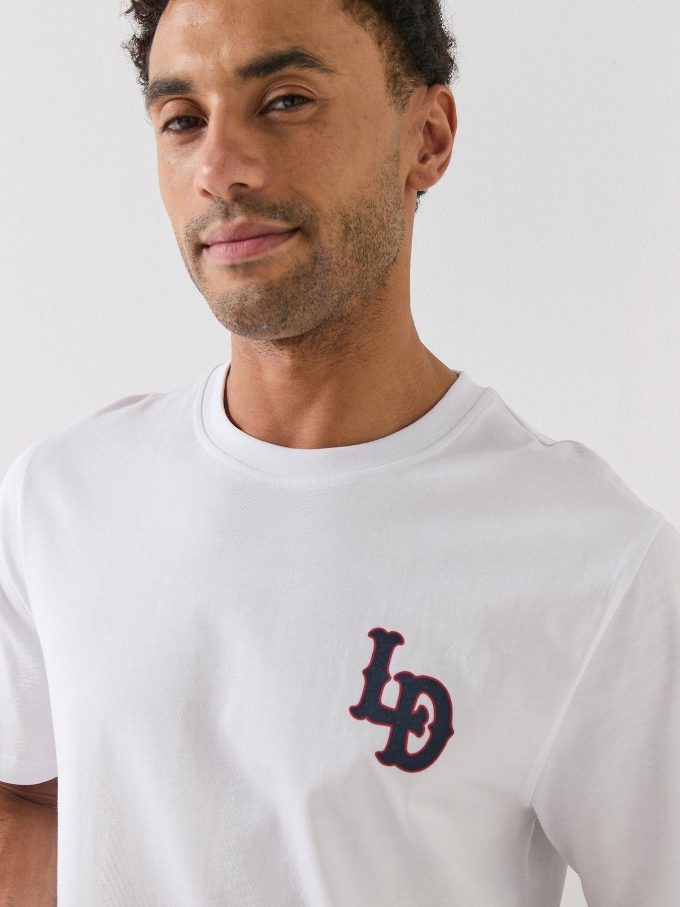 les-deux-brady-ld-small-chest-logo-t-shirt-whiteoutfit