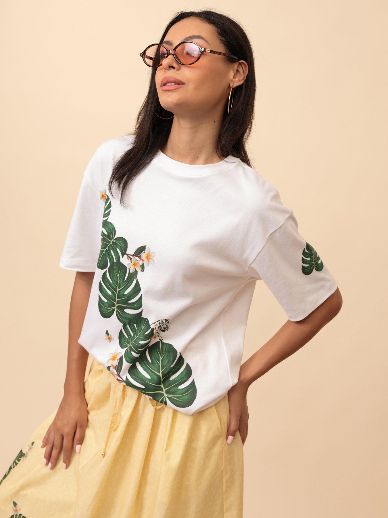 emily-lovelock-kate-print-tee-shirtfront
