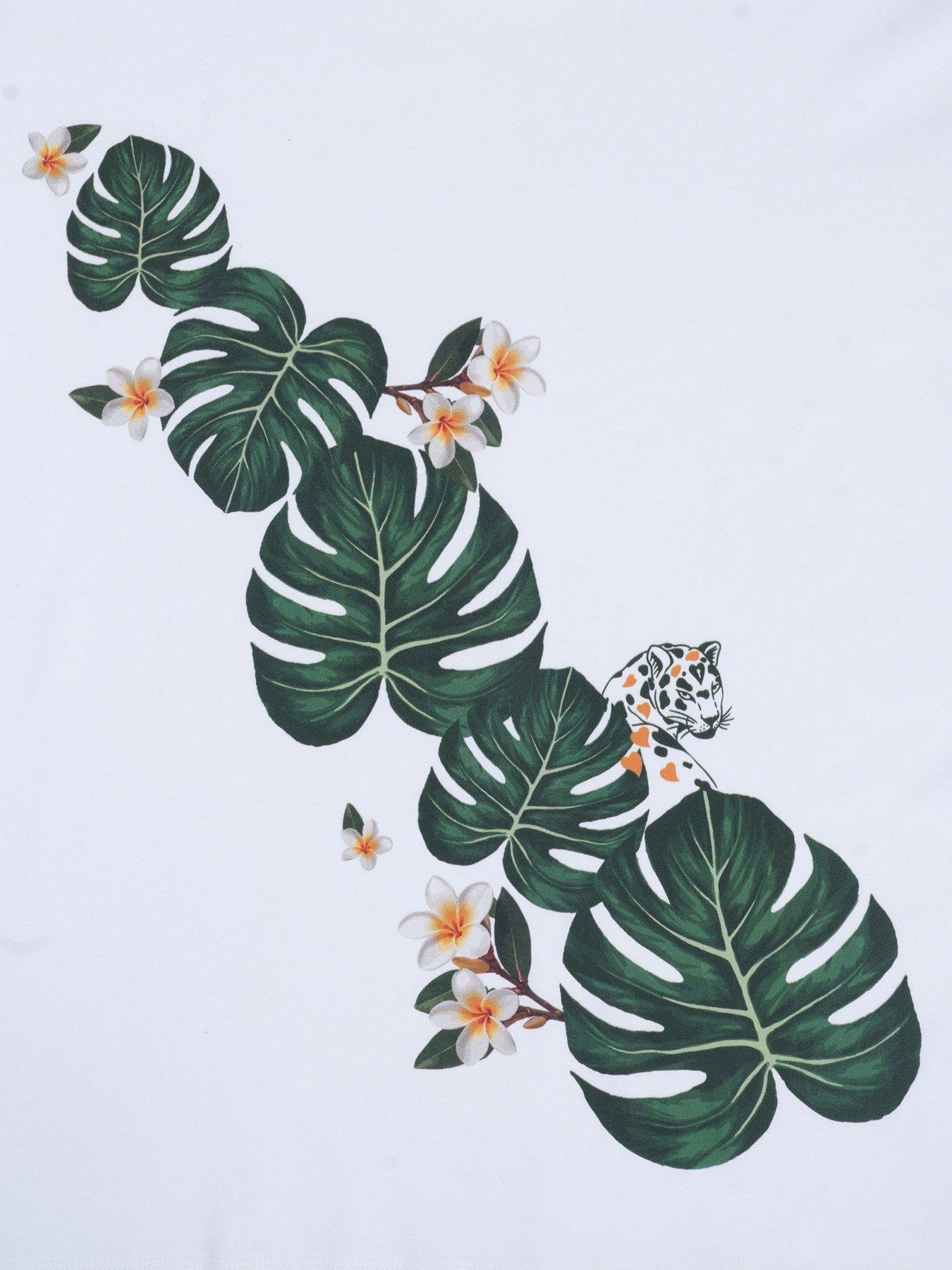 emily-lovelock-kate-print-tee-shirtoutfit
