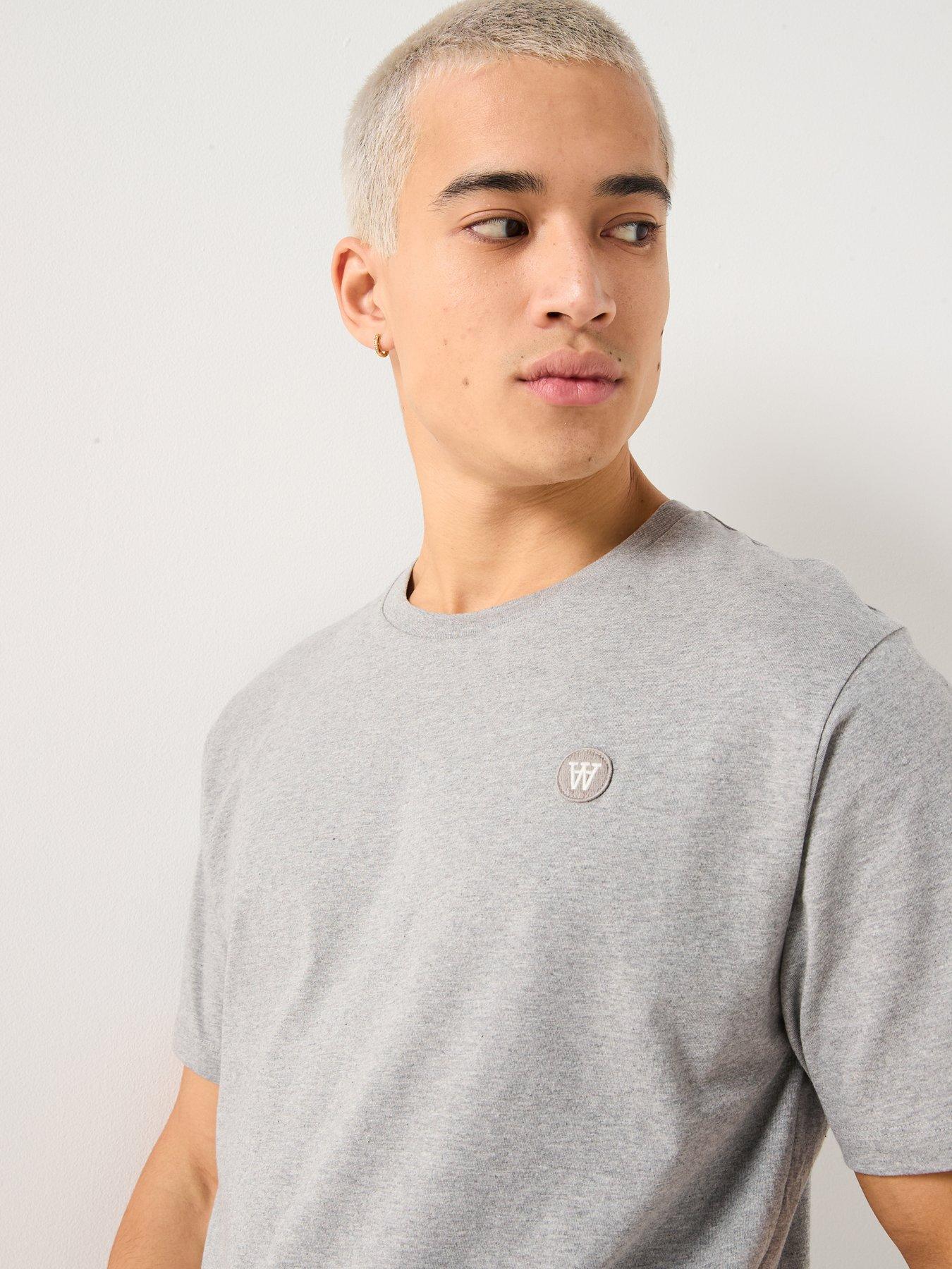 double-a-by-wood-wood-ace-coin-logo-t-shirt-light-greyoutfit