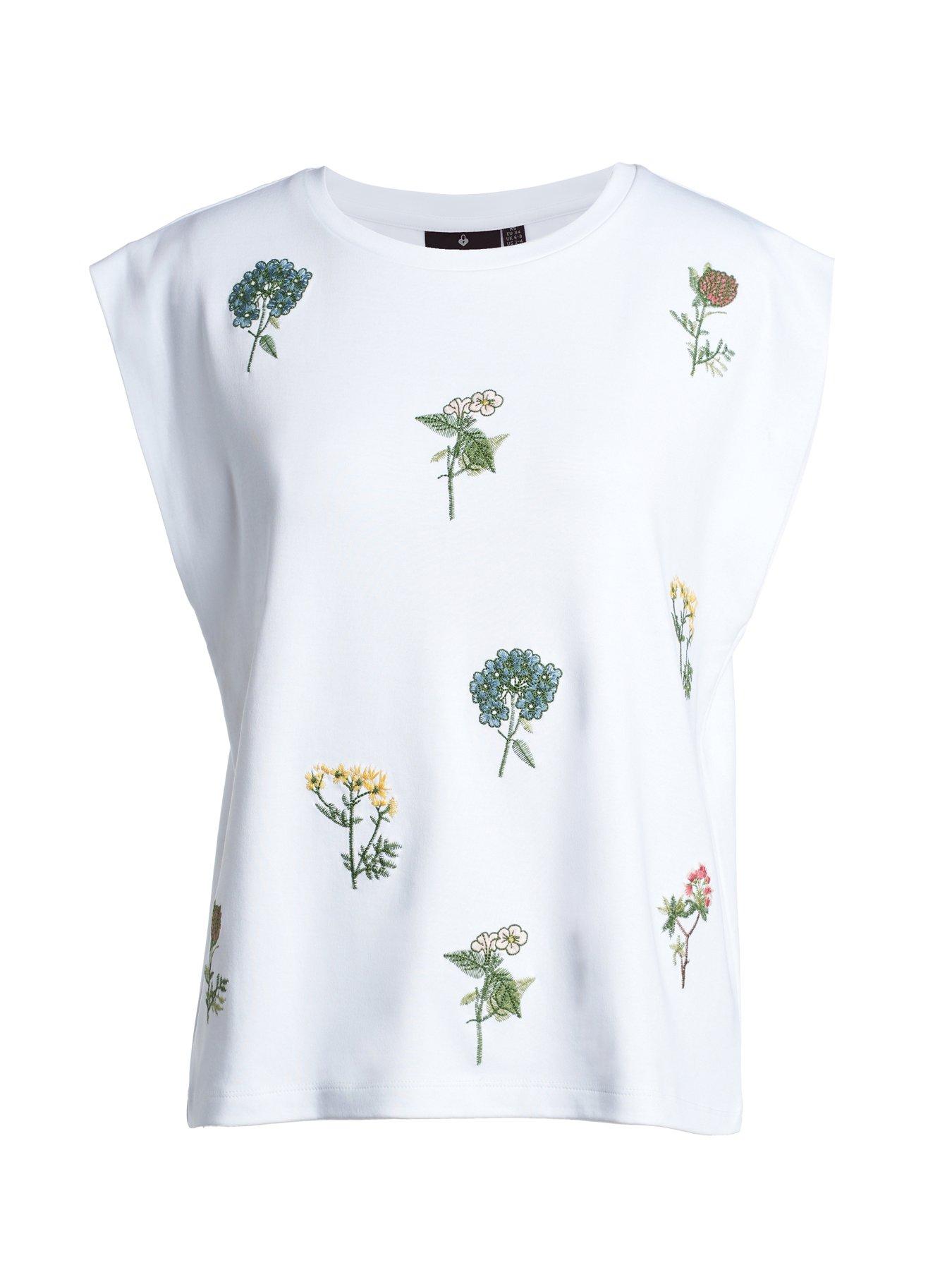 emily-lovelock-maisie-embroidered-vest-whiteback