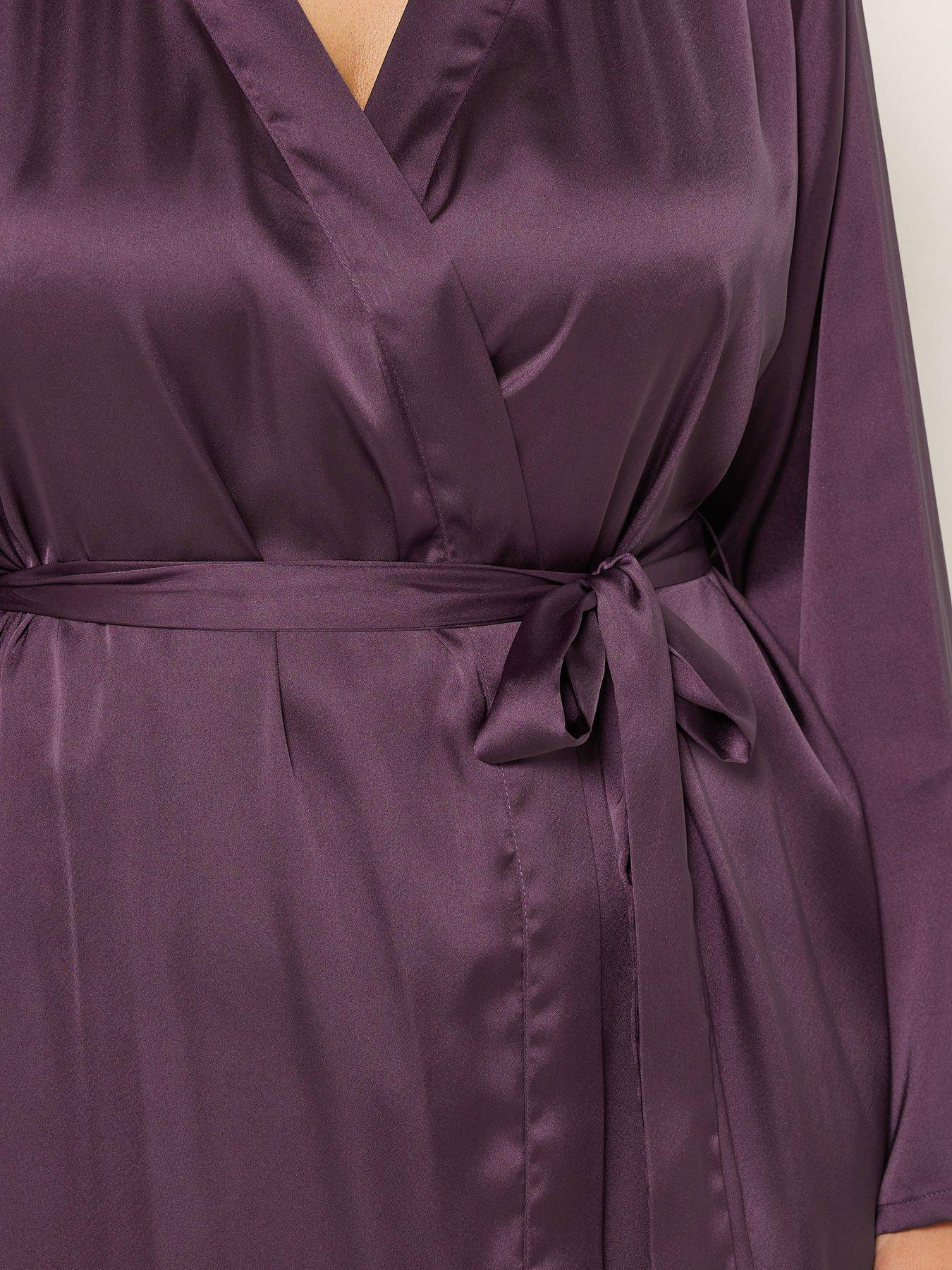 yours-curve-satin-robe-redoutfit