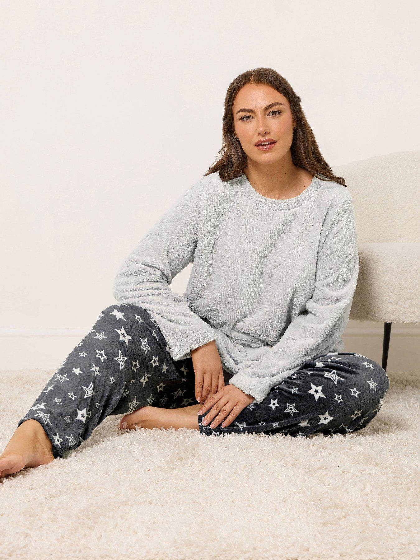 yours-curve-clipped-star-lounge-set-greyback