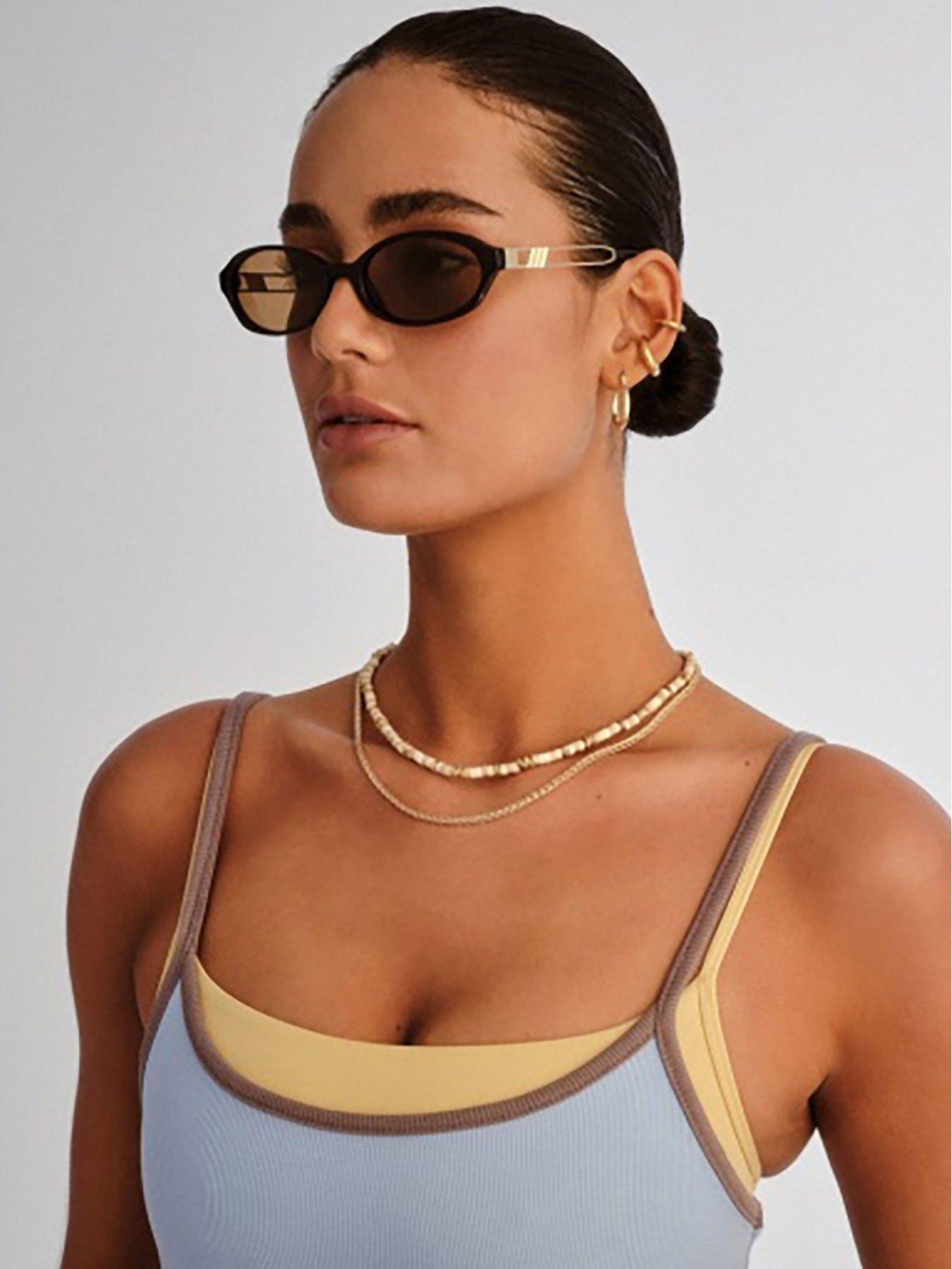 le-specs-lunita-oval-sunglasses-blackdetail