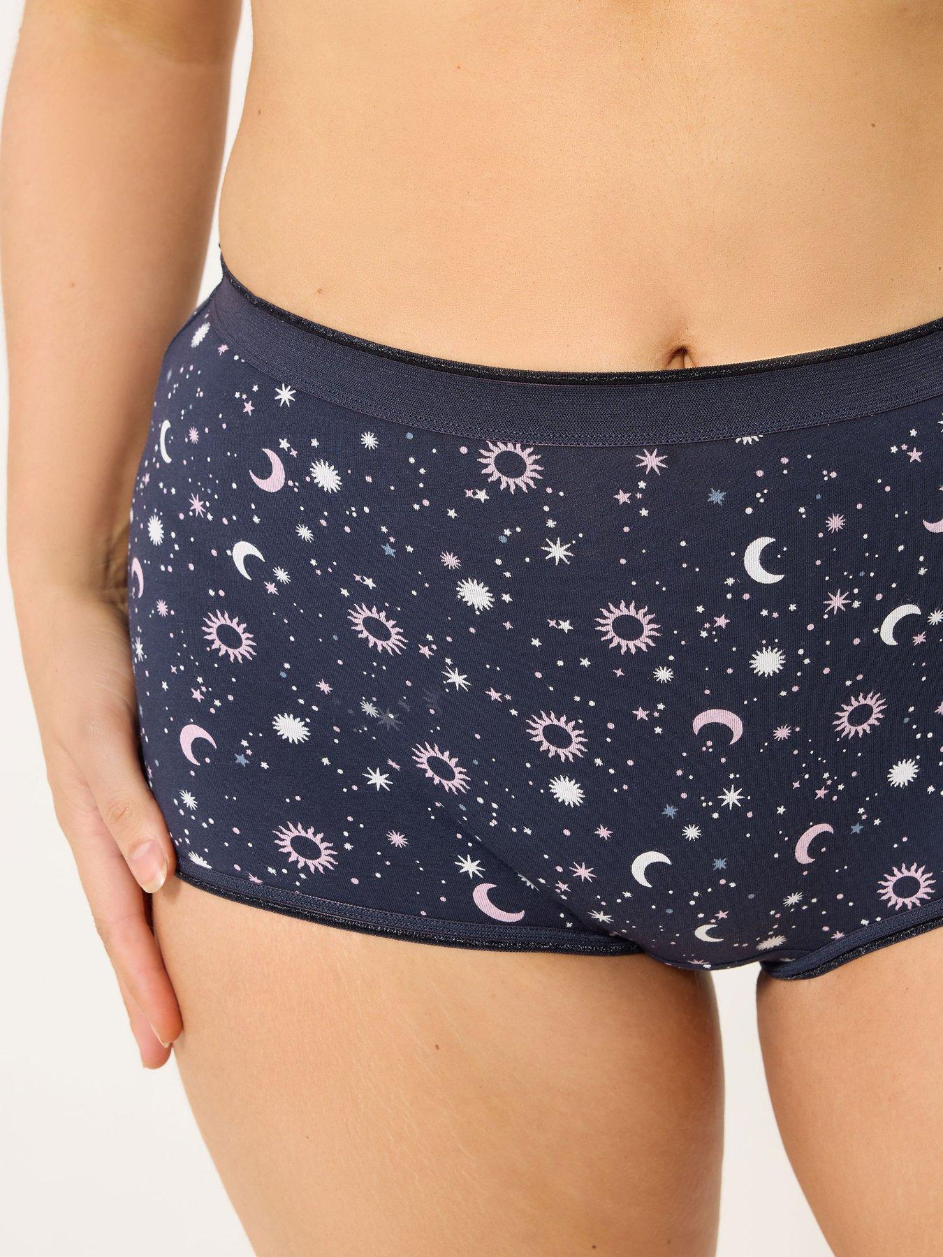 yours-curve-5-pack-navy-moon-and-star-shorts-blueoutfit