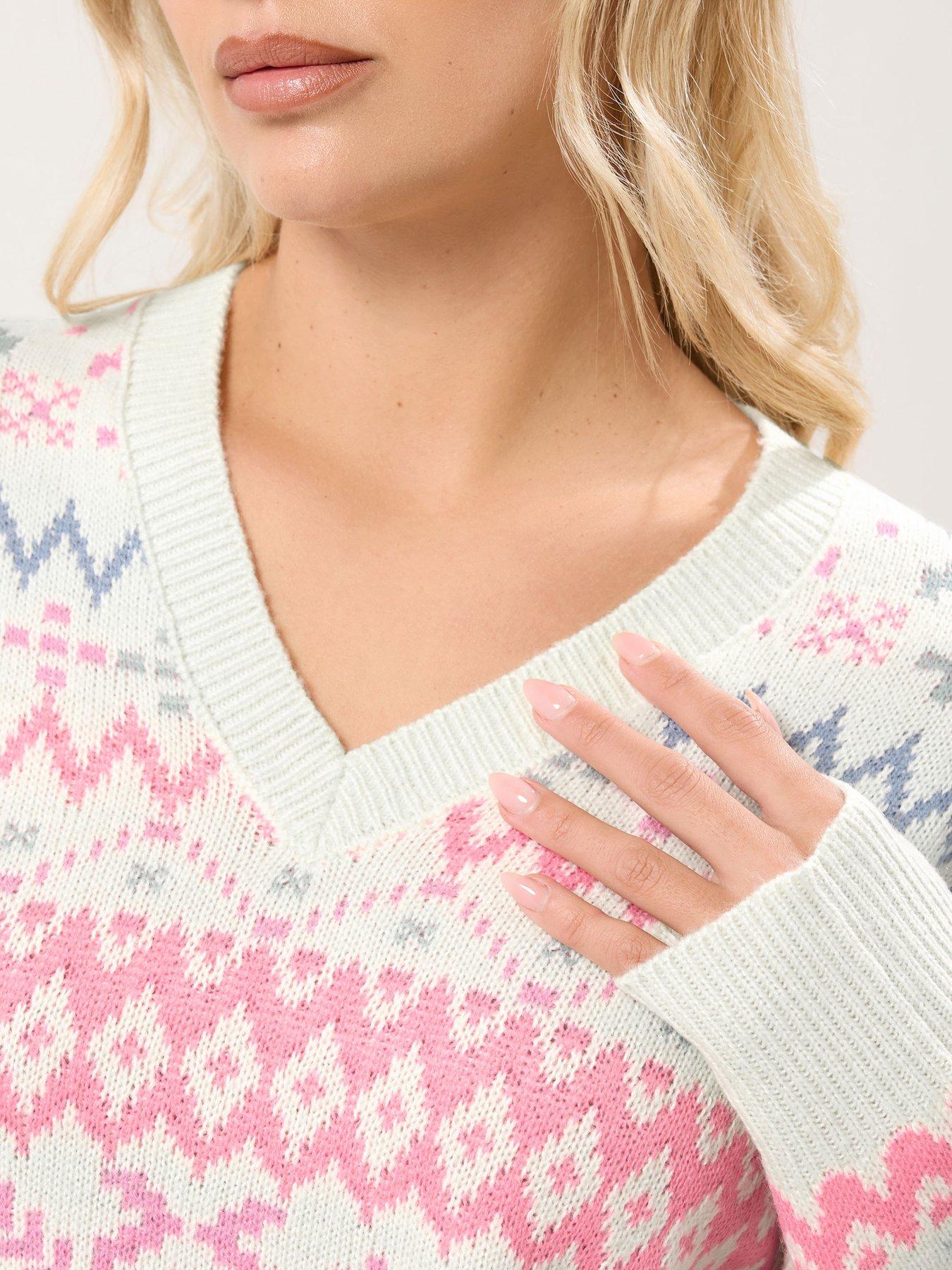 yours-curve-soft-fairisle-v-neck-jumper-whiteoutfit