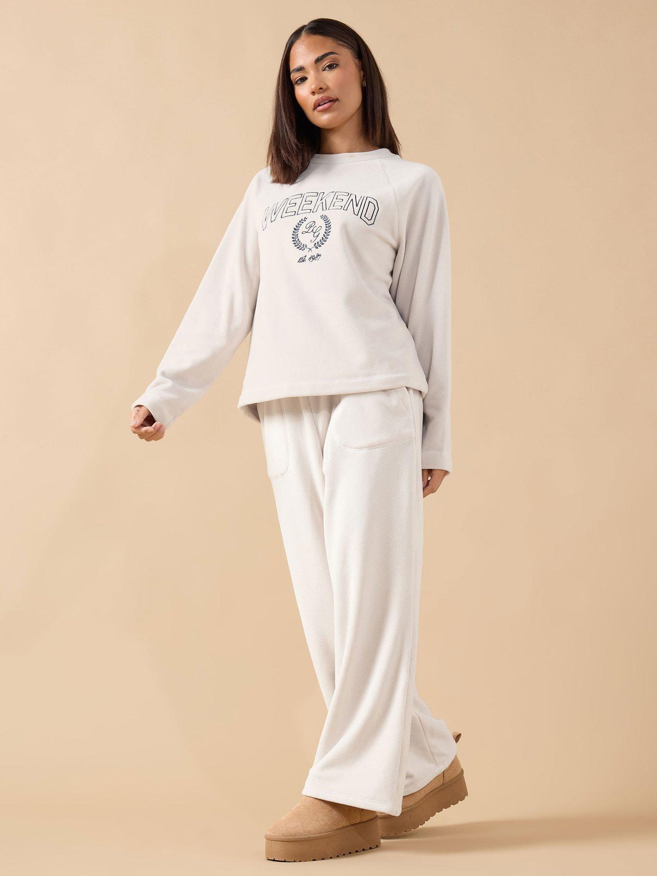 pixiegirl-petite-weekend-fleece-lounge-top-ivoryback