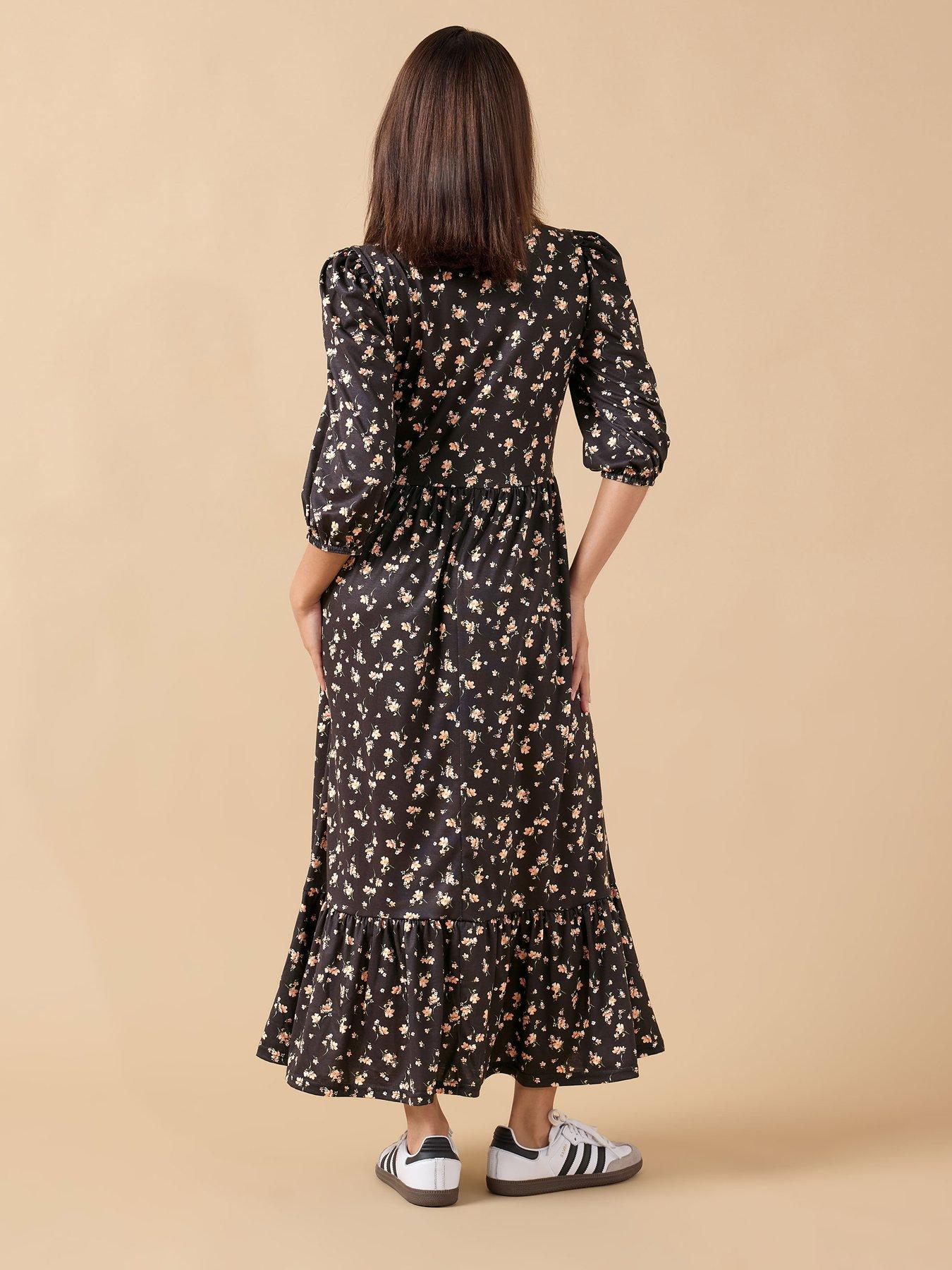pixiegirl-petite-ditsy-tiered-hem-midi-dress-blackstillFront