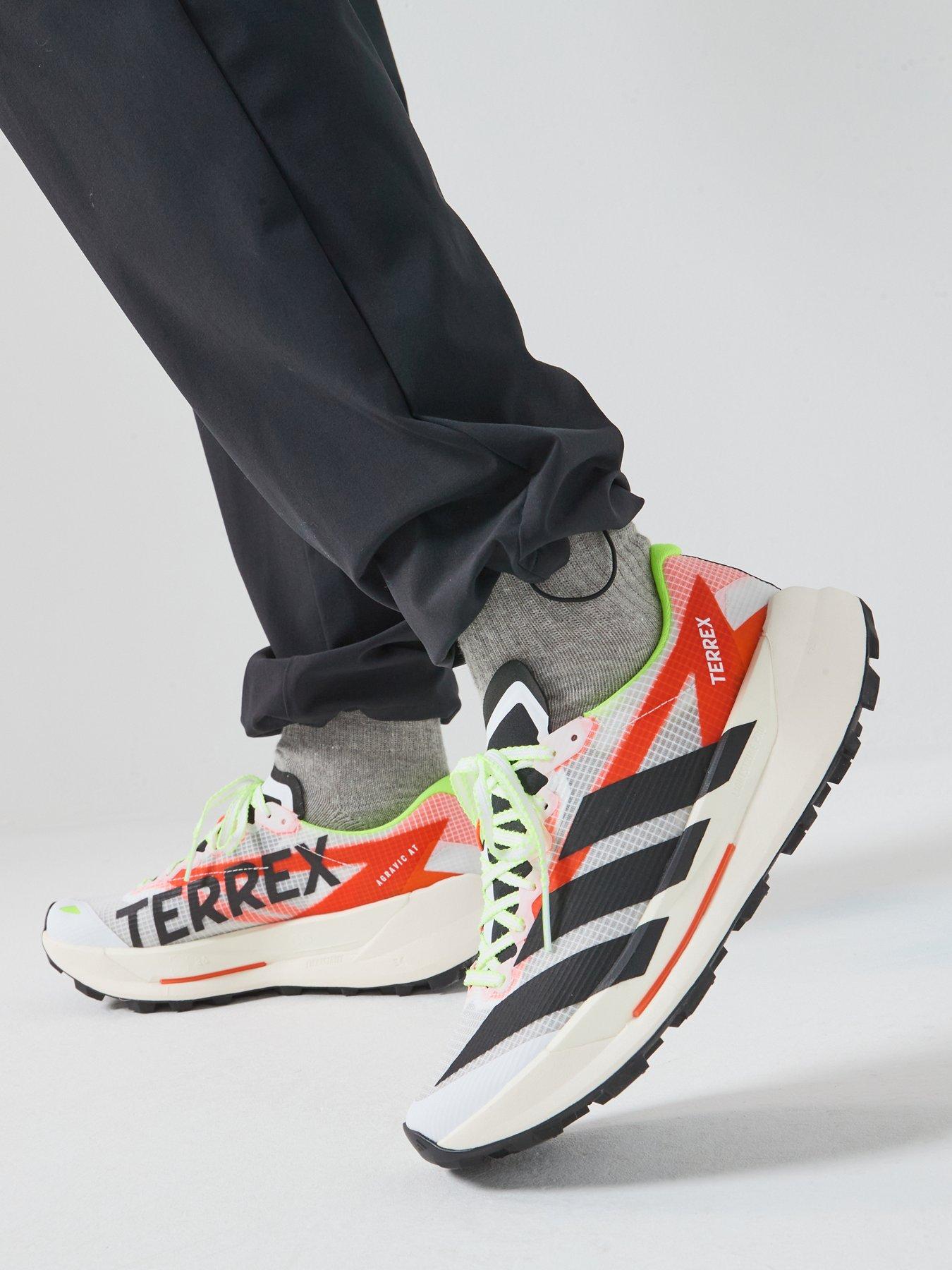 adidas-terrex-mens-trail-running-agravic-tt-trainers-whitefront