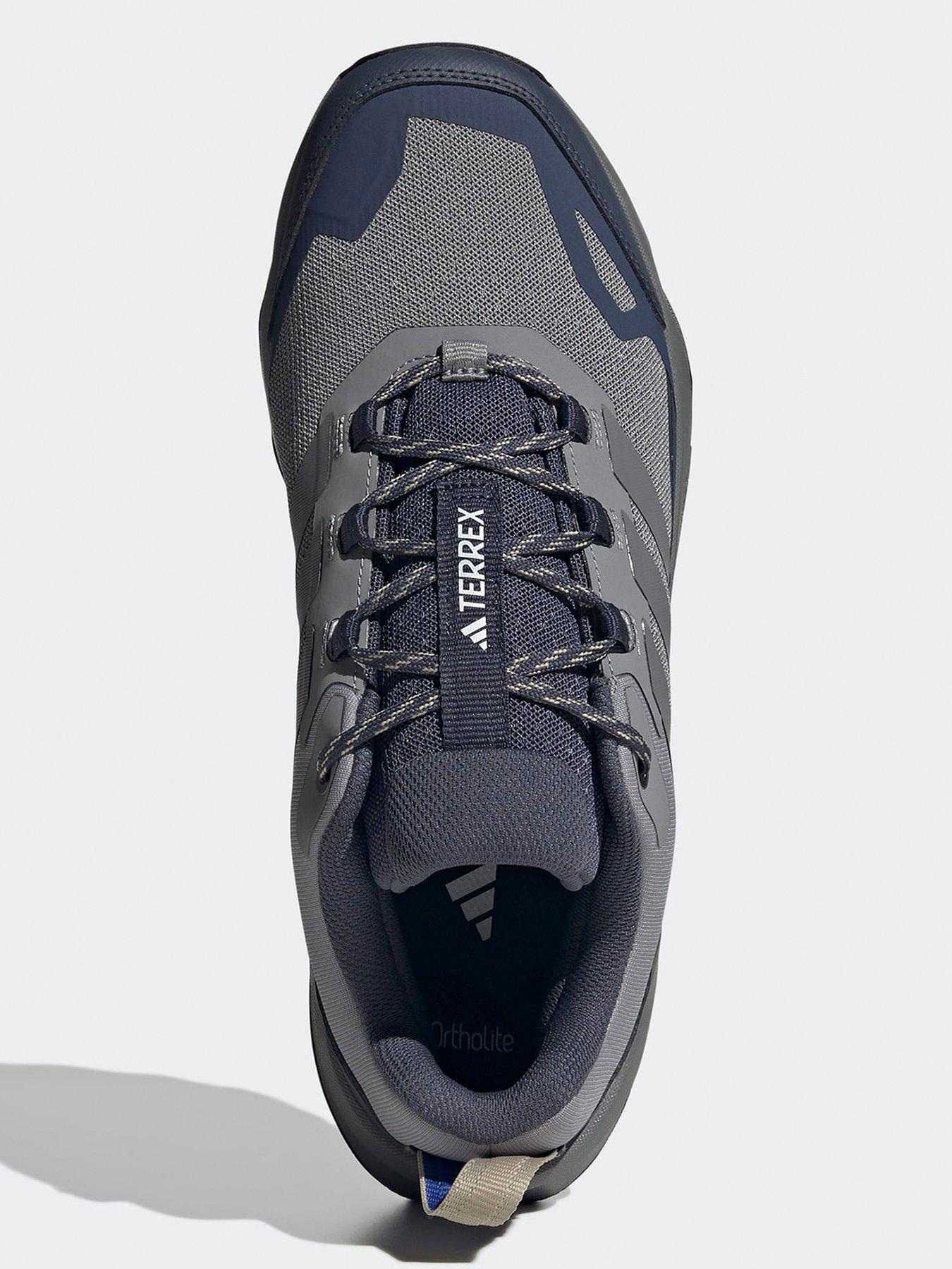 adidas-terrex-mens-skychaser-ax5-hiking-shoes-greyoutfit