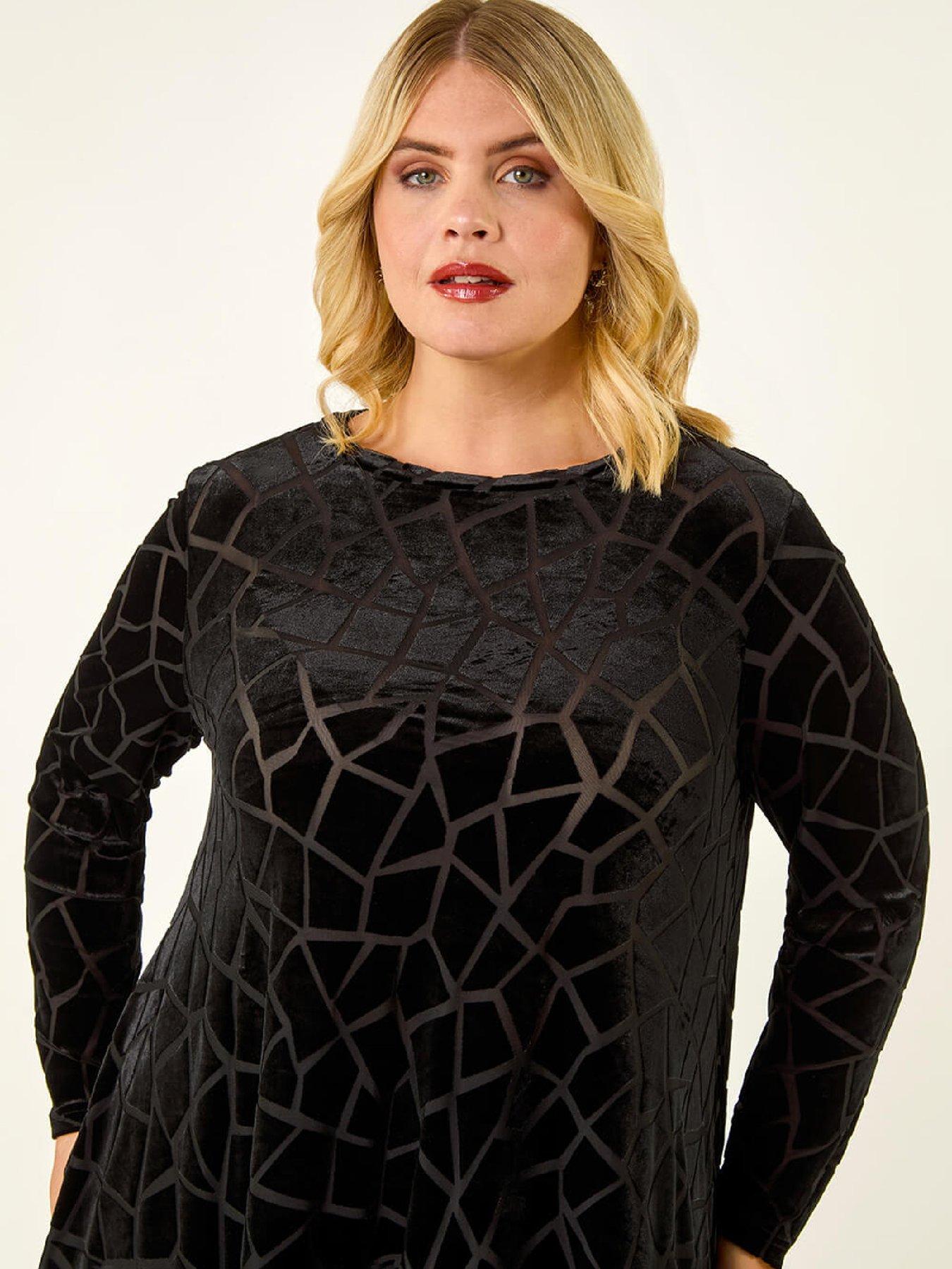 roman-curve-velvet-chiffon-hem-top-blackoutfit