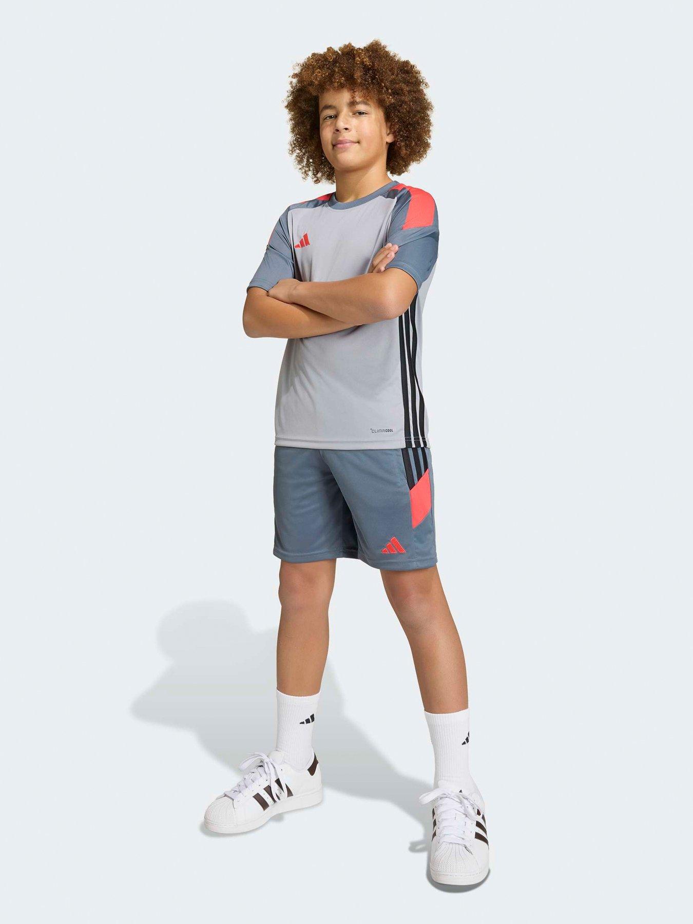 adidas-junior-tiro-football-training-shorts-greyoutfit
