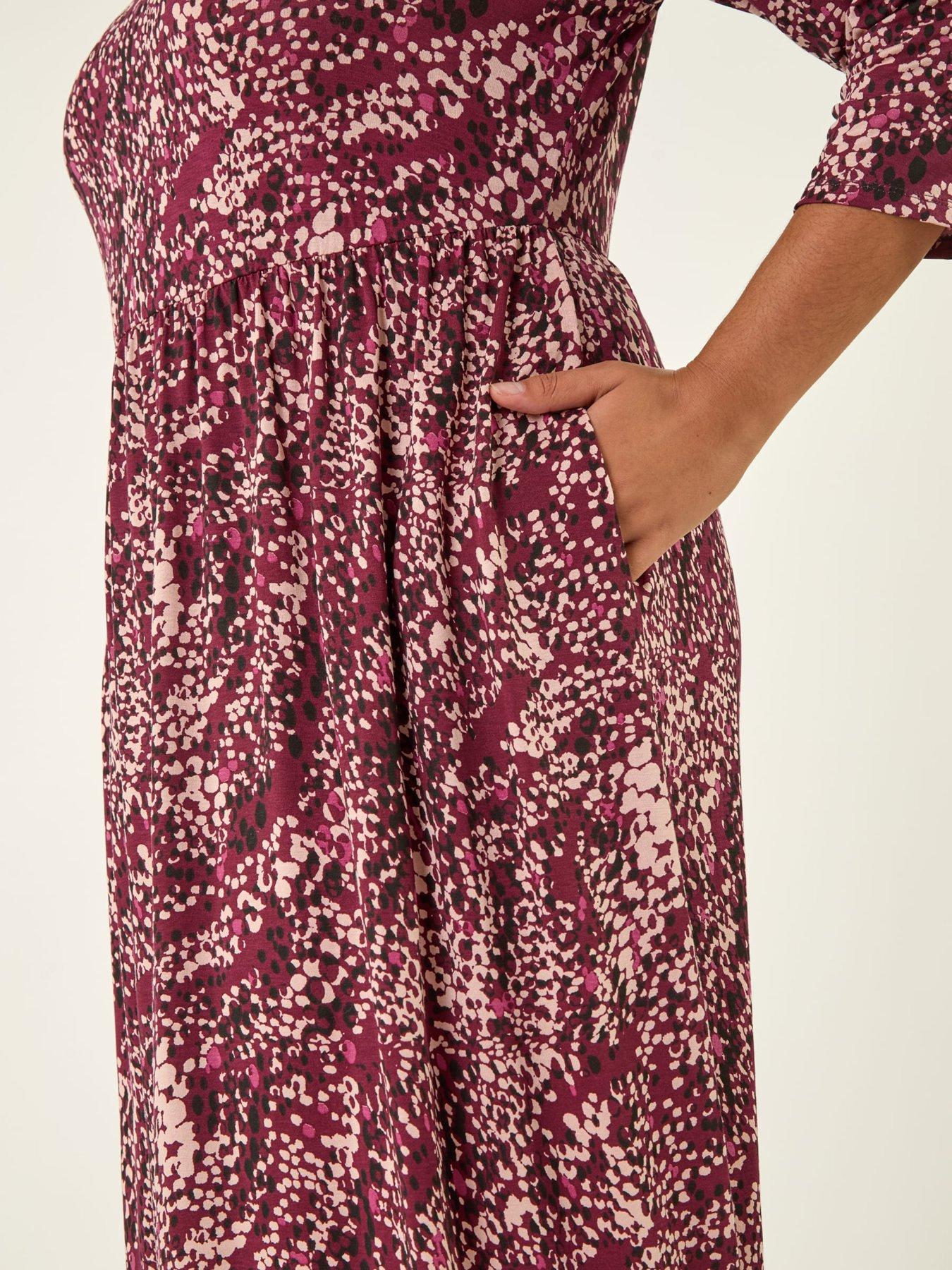roman-curve-spot-print-stretch-midi-dress-reddetail
