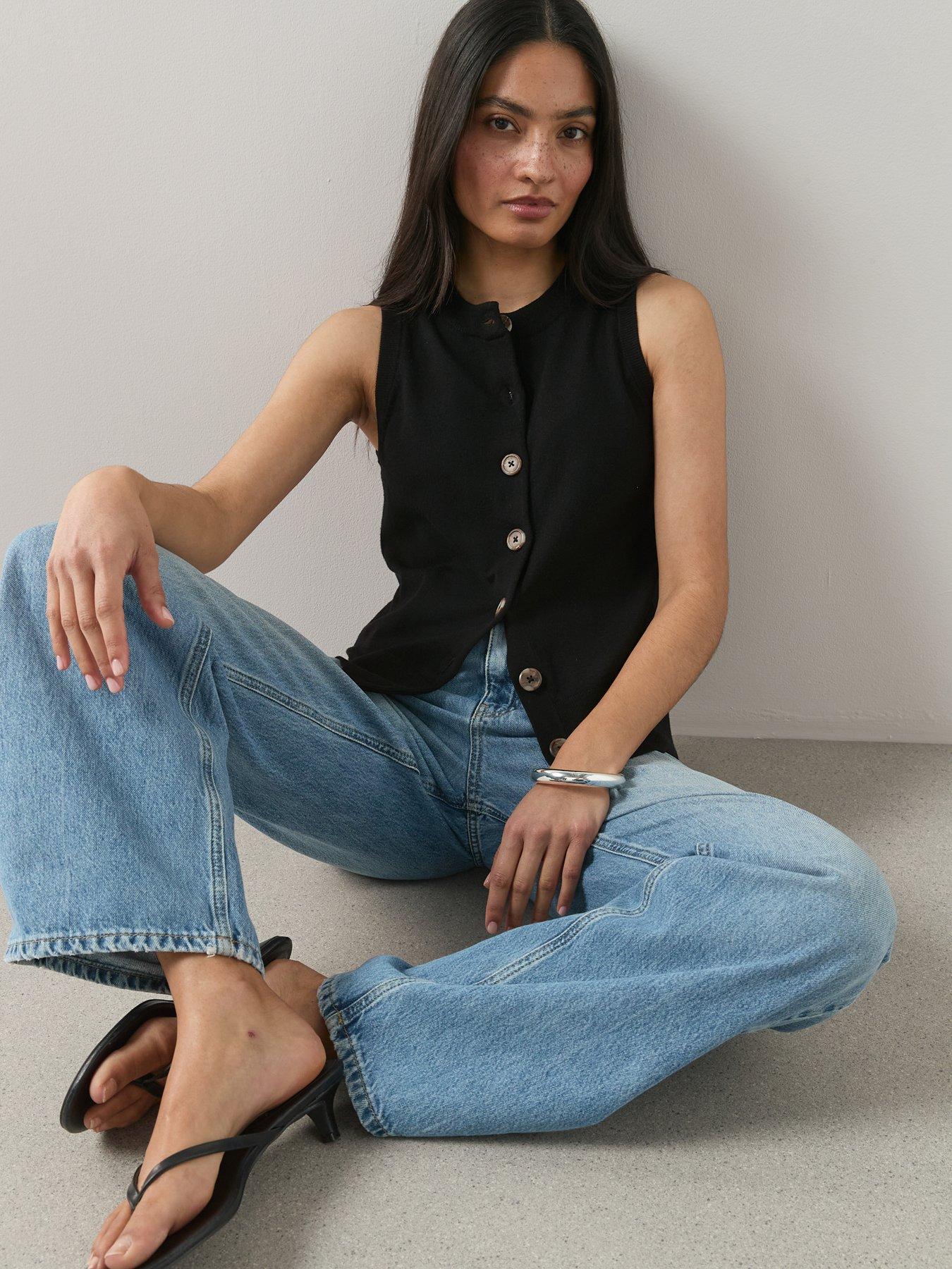 the-very-collection-classic-comfort-button-through-sleeveless-tank-blackback