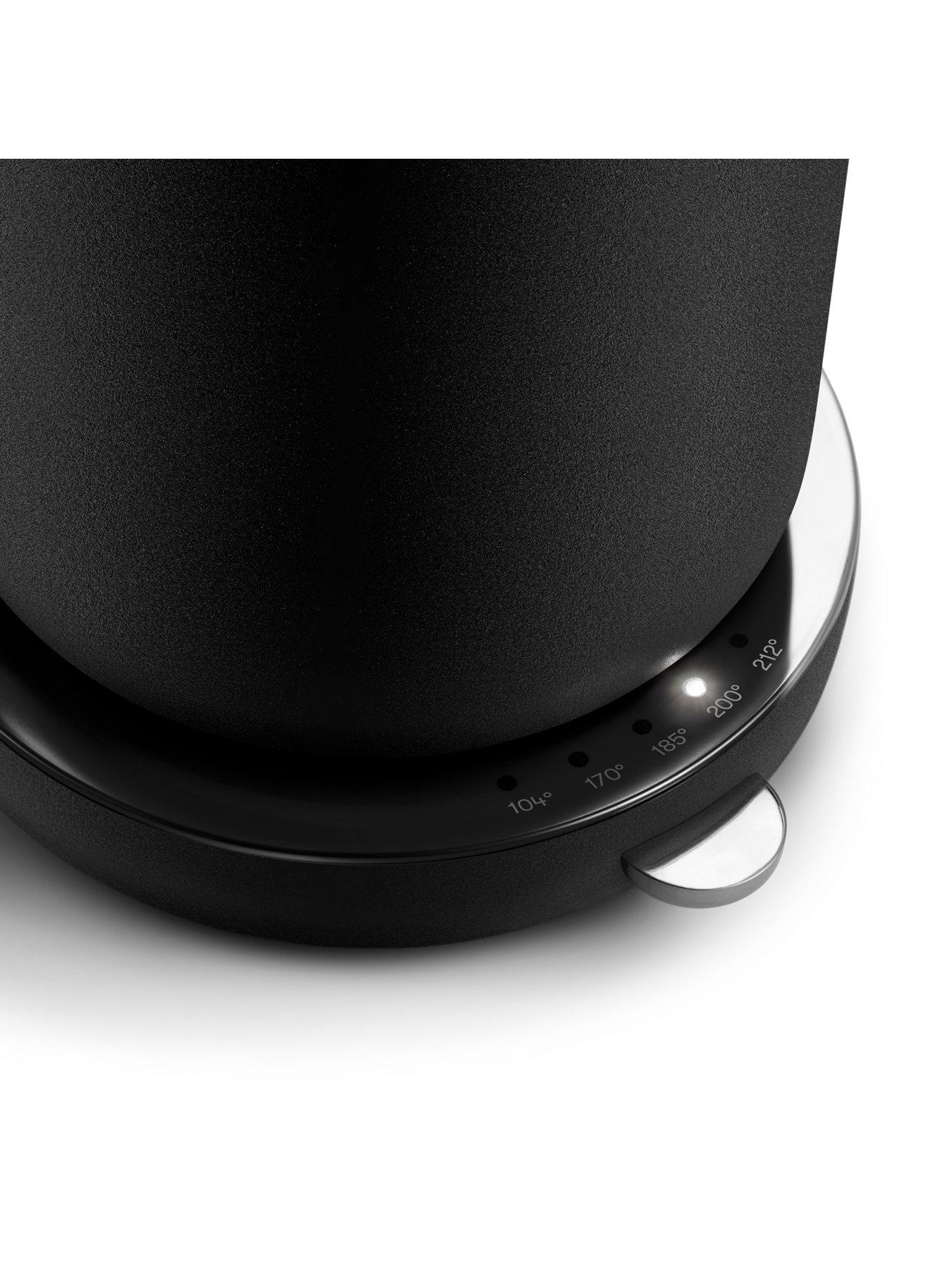 Image 3 of 7 of Aarke Aarke Kettle - Matte Black