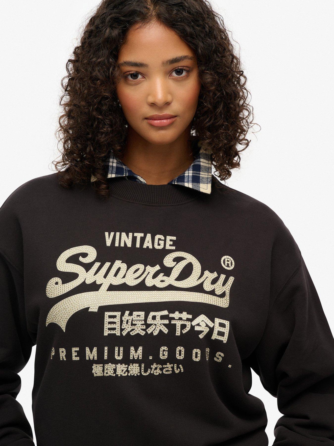 superdry-embellished-vl-loose-crew-bison-blackoutfit