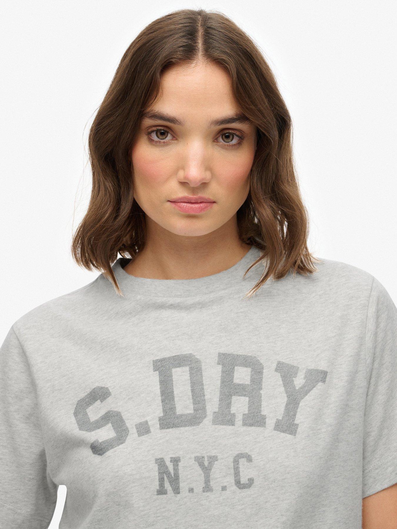 superdry-athletic-essentials-loose-tee-glacier-grey-marloutfit