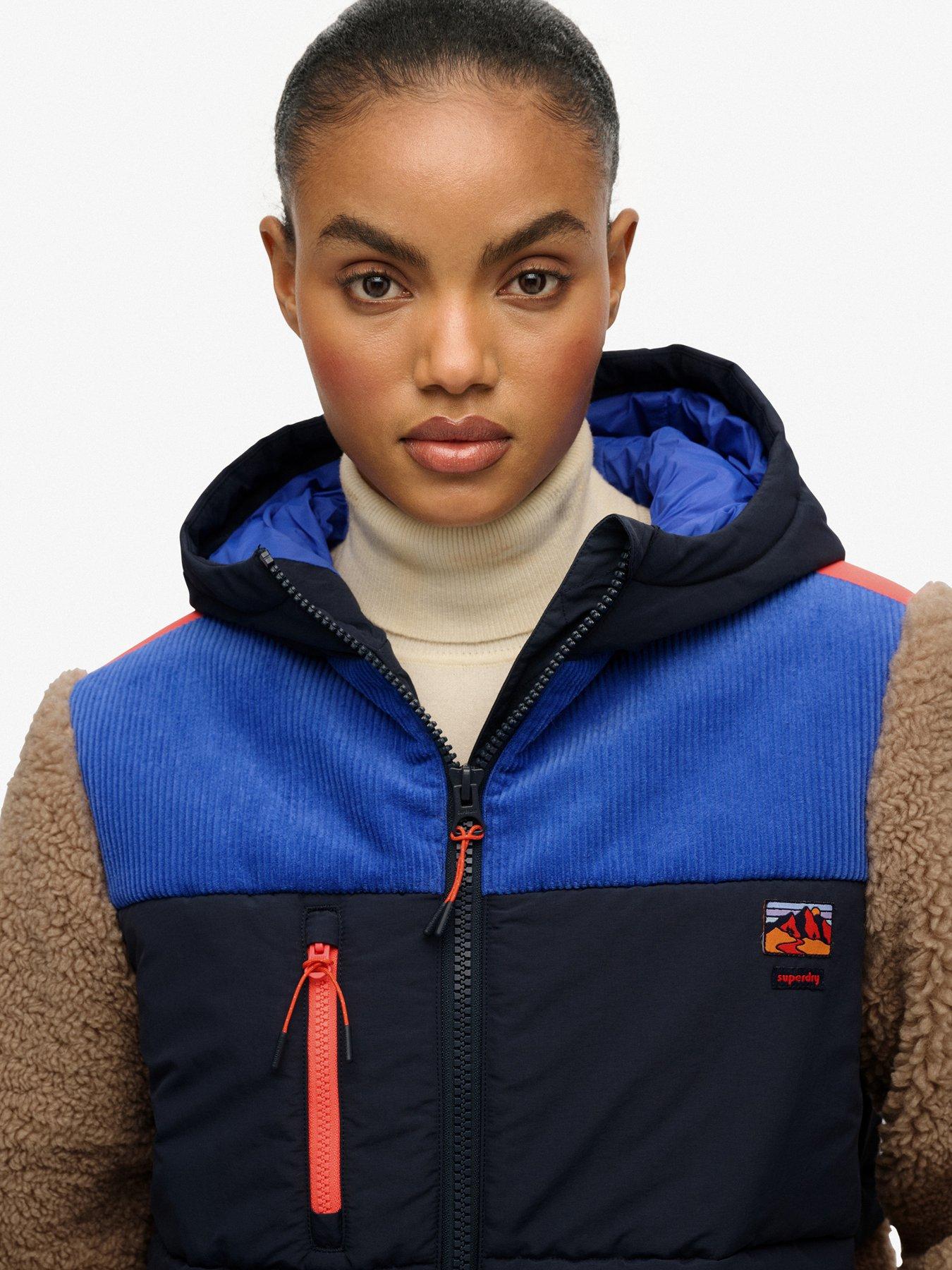 superdry-hooded-fleece-jacket-cobblestone-greyoutfit