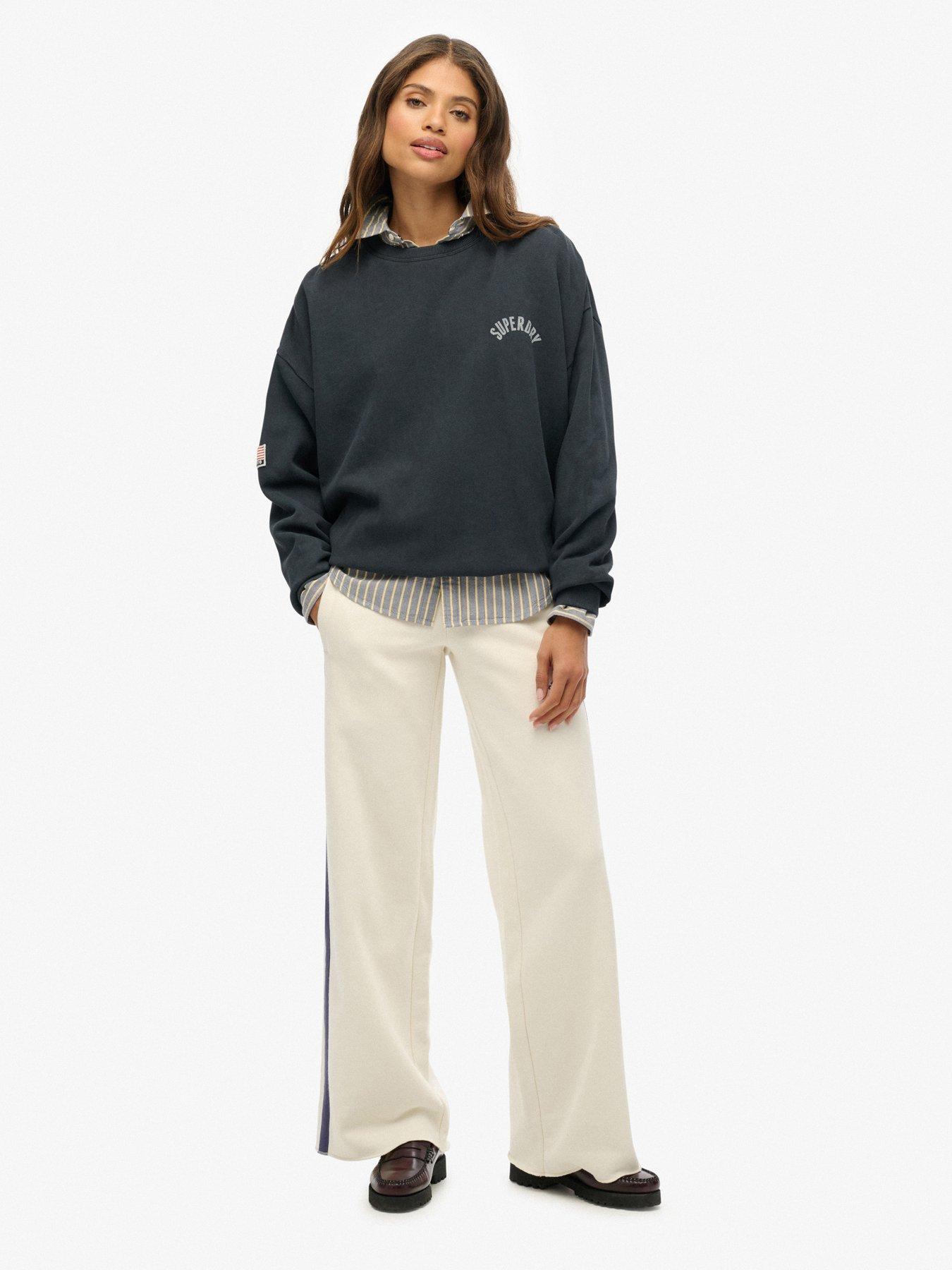 superdry-athletic-relaxed-printed-crew-eclipse-navyback