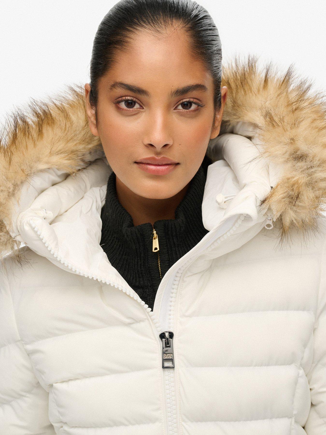 superdry-fuji-faux-fur-hood-padded-jacket-bright-whiteoutfit