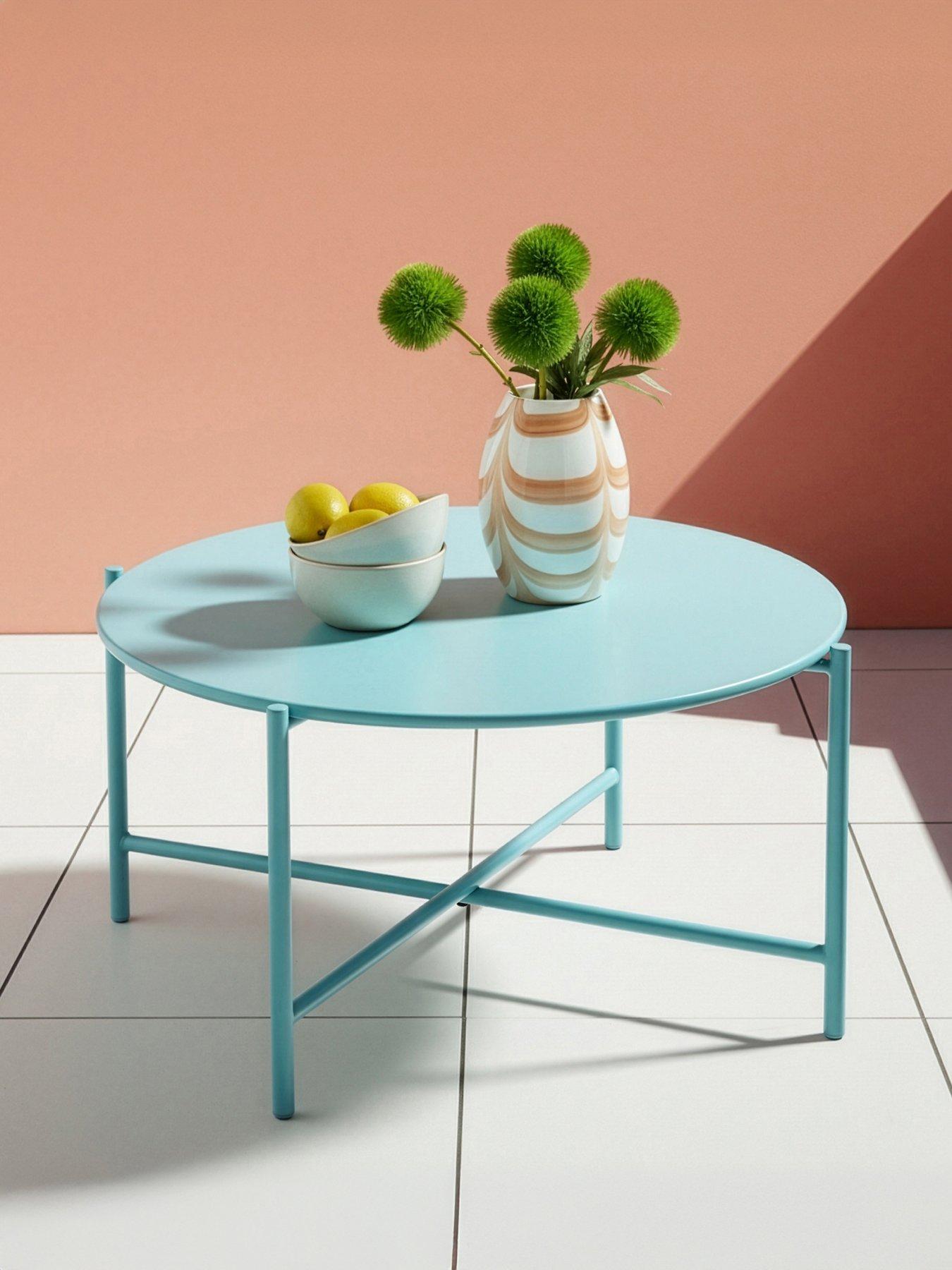 the-very-collection-palm-springs-table-bluefront