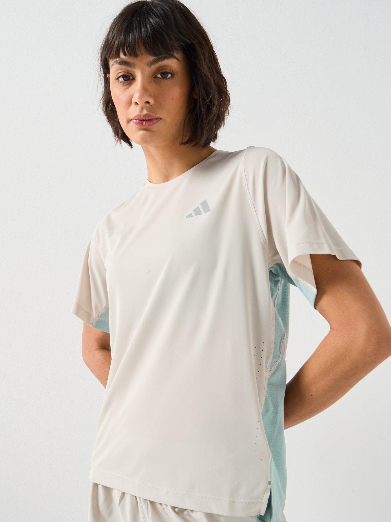 adidas-womens-running-breezy-t-shirt-beigedetail