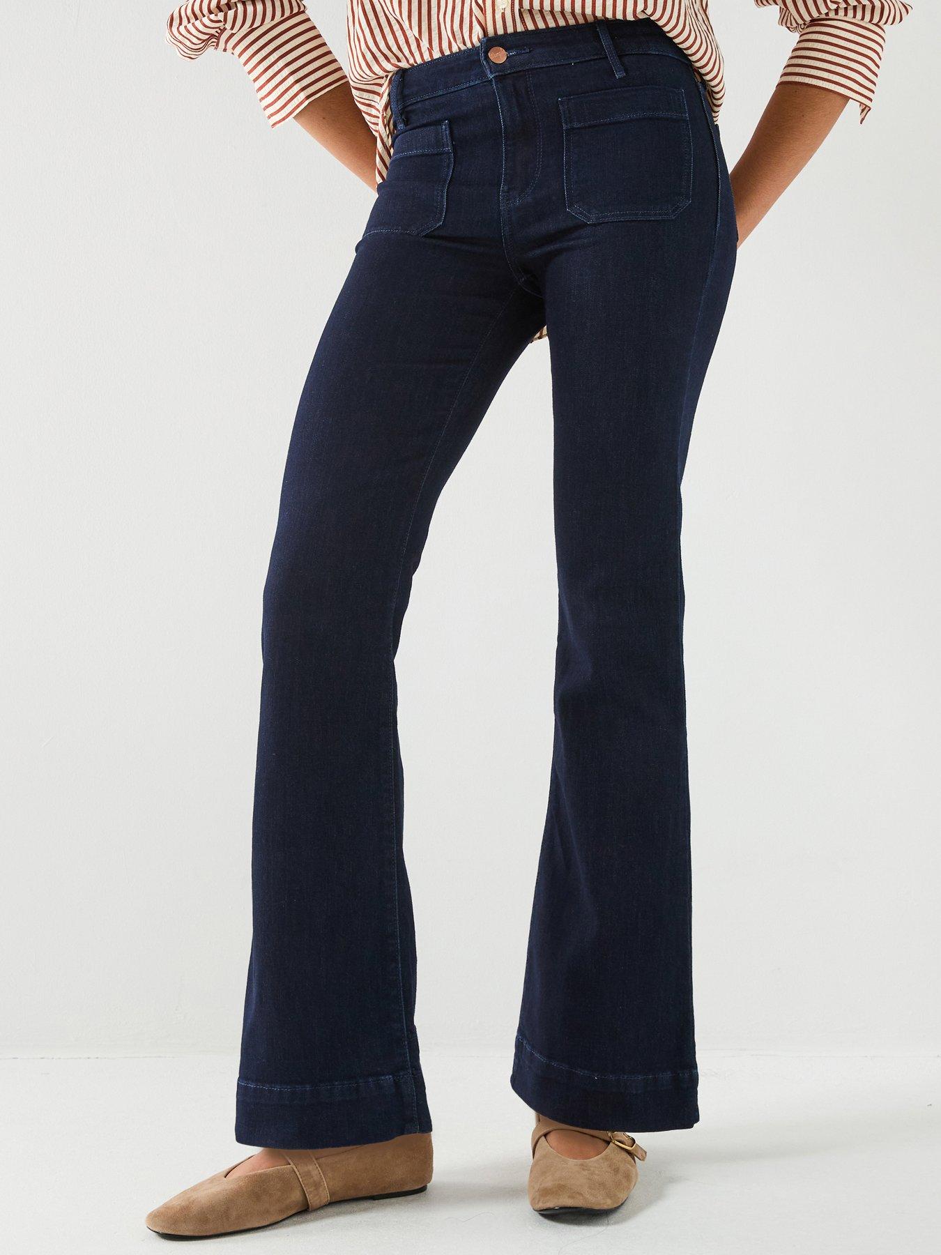 wrangler-flare-jeans-soft-moonlight-blue
