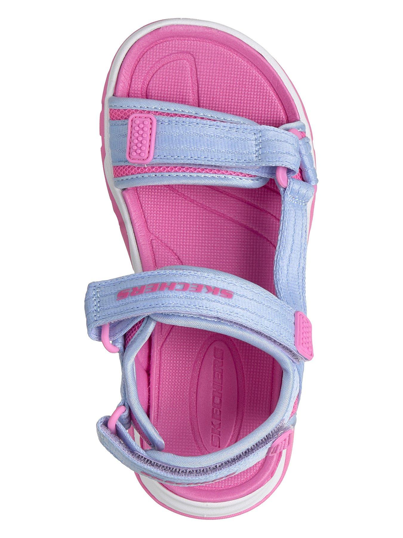 skechers-kids-triple-strap-sandaloutfit