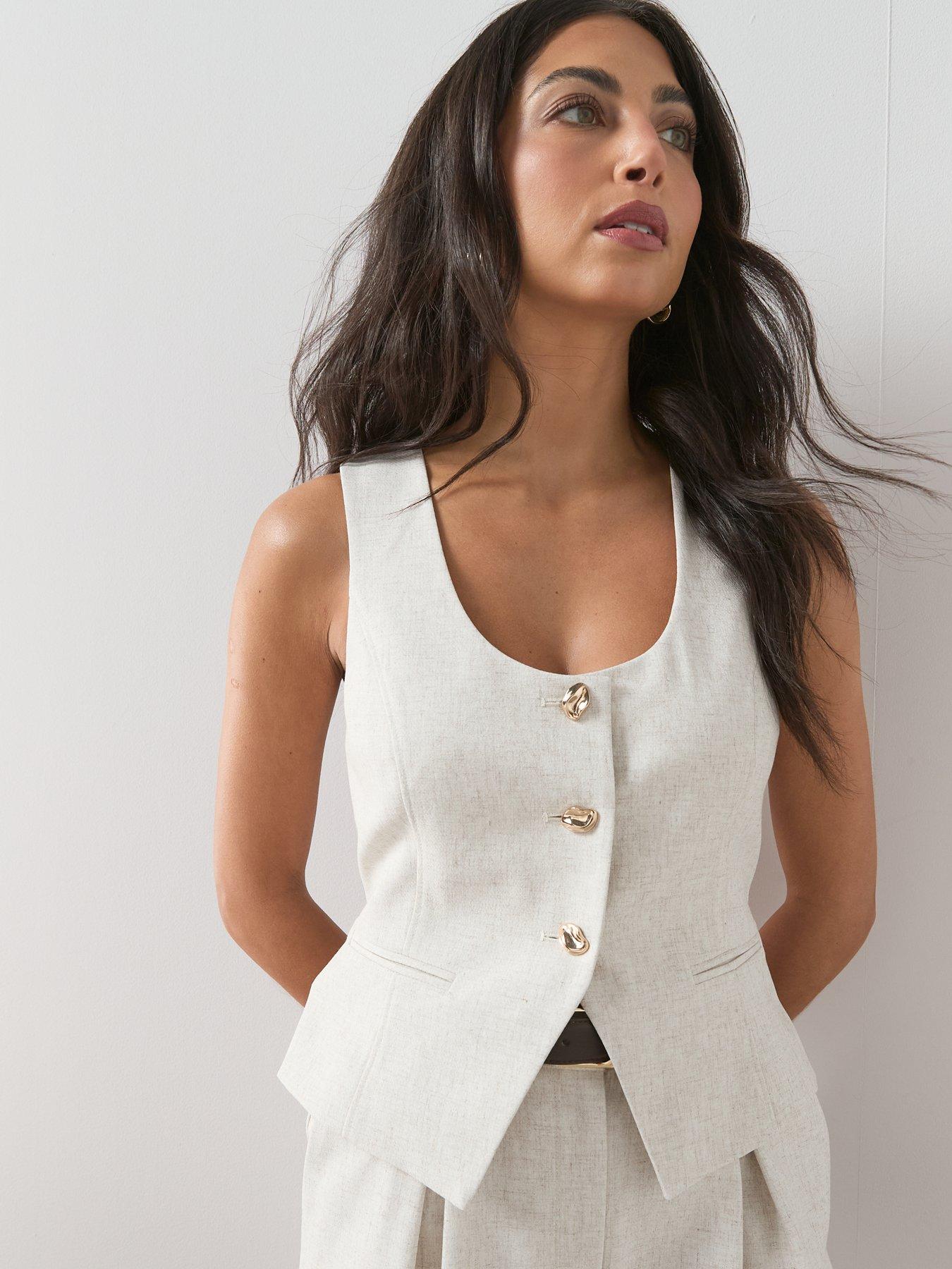 the-very-collection-scoop-neck-waistcoat-naturaldetail