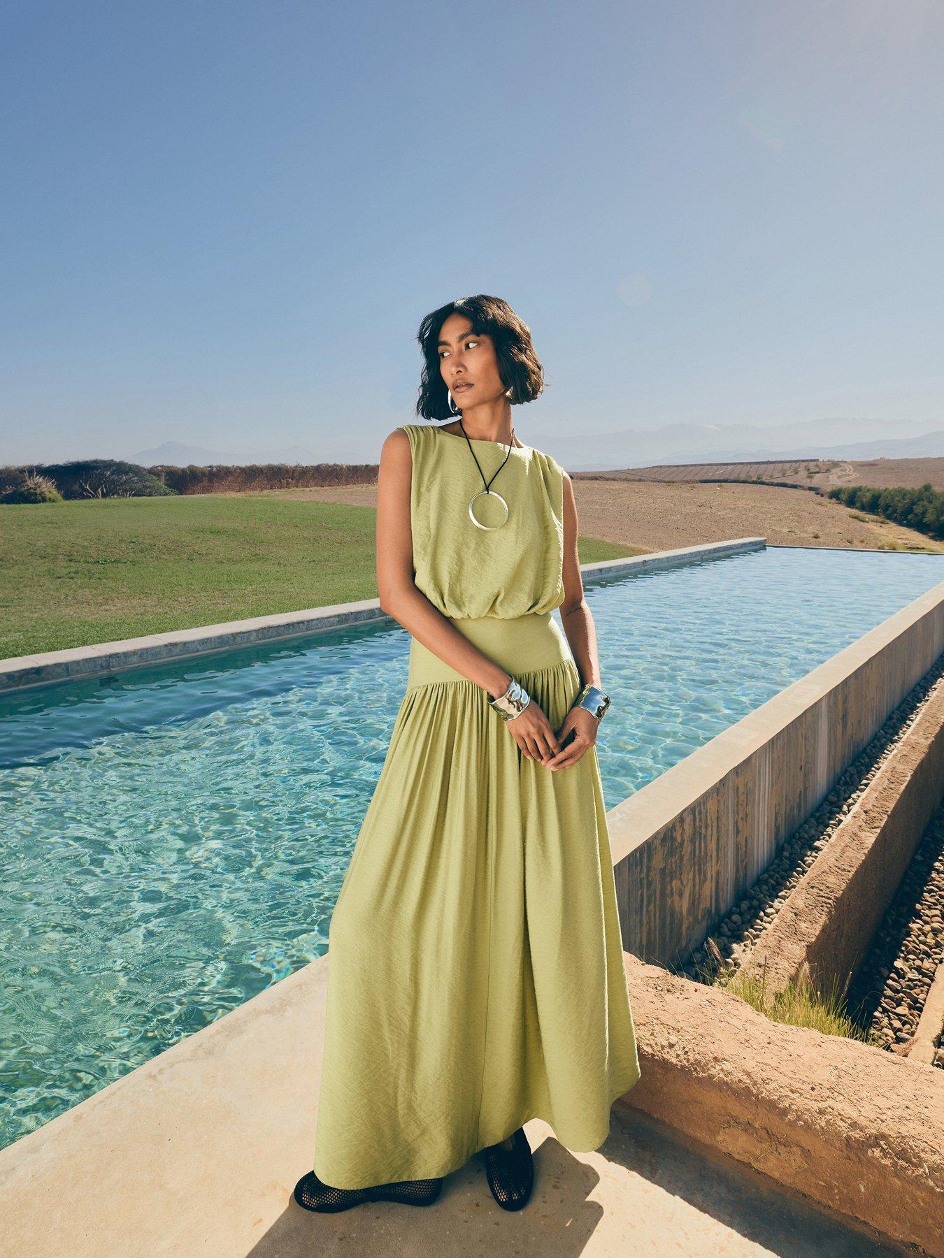 The Very Collection Blouson Waisted Midaxi Dress - Green