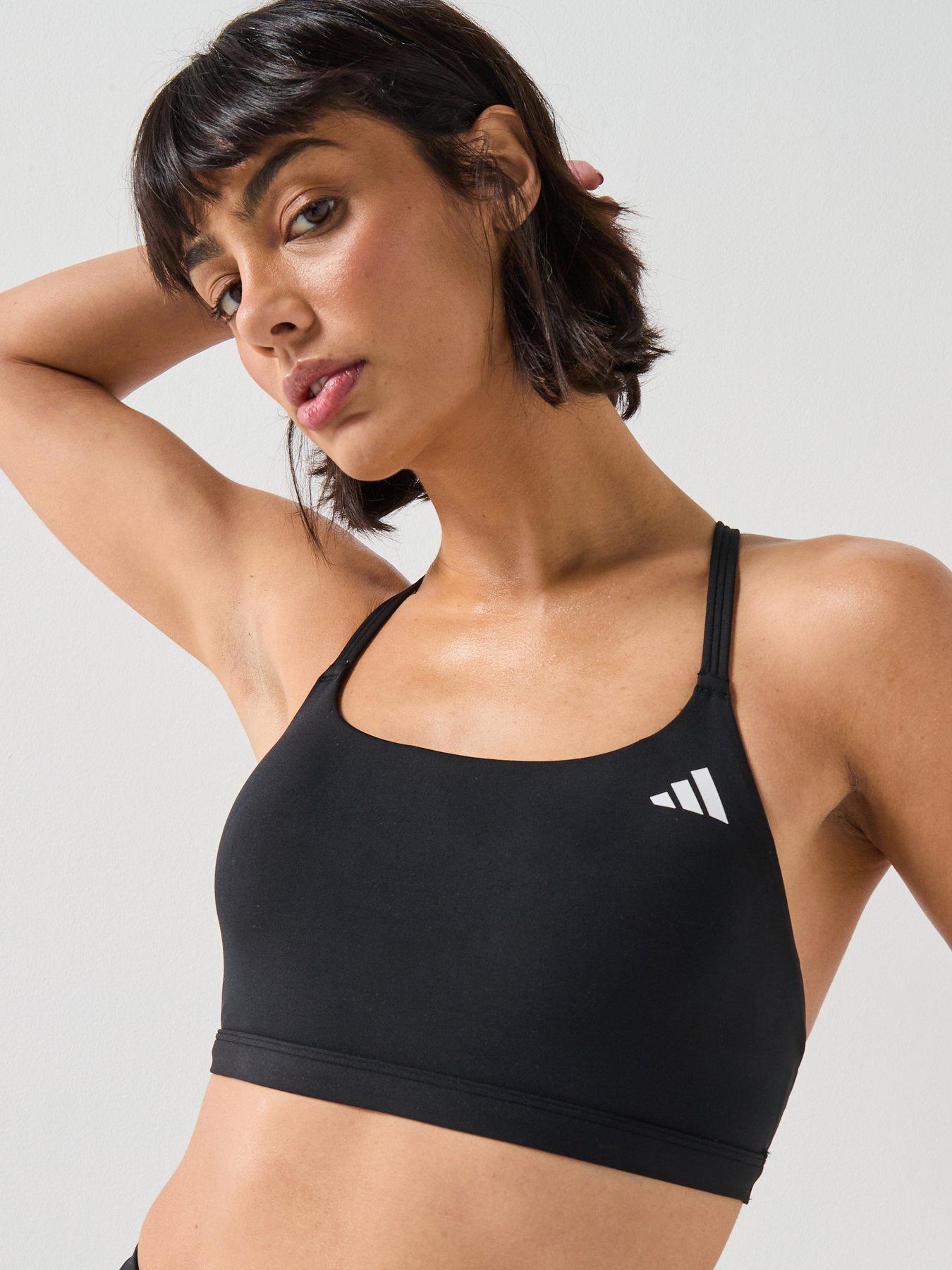 adidas-womens-training-workout-essentials-light-support-bra-blackoutfit