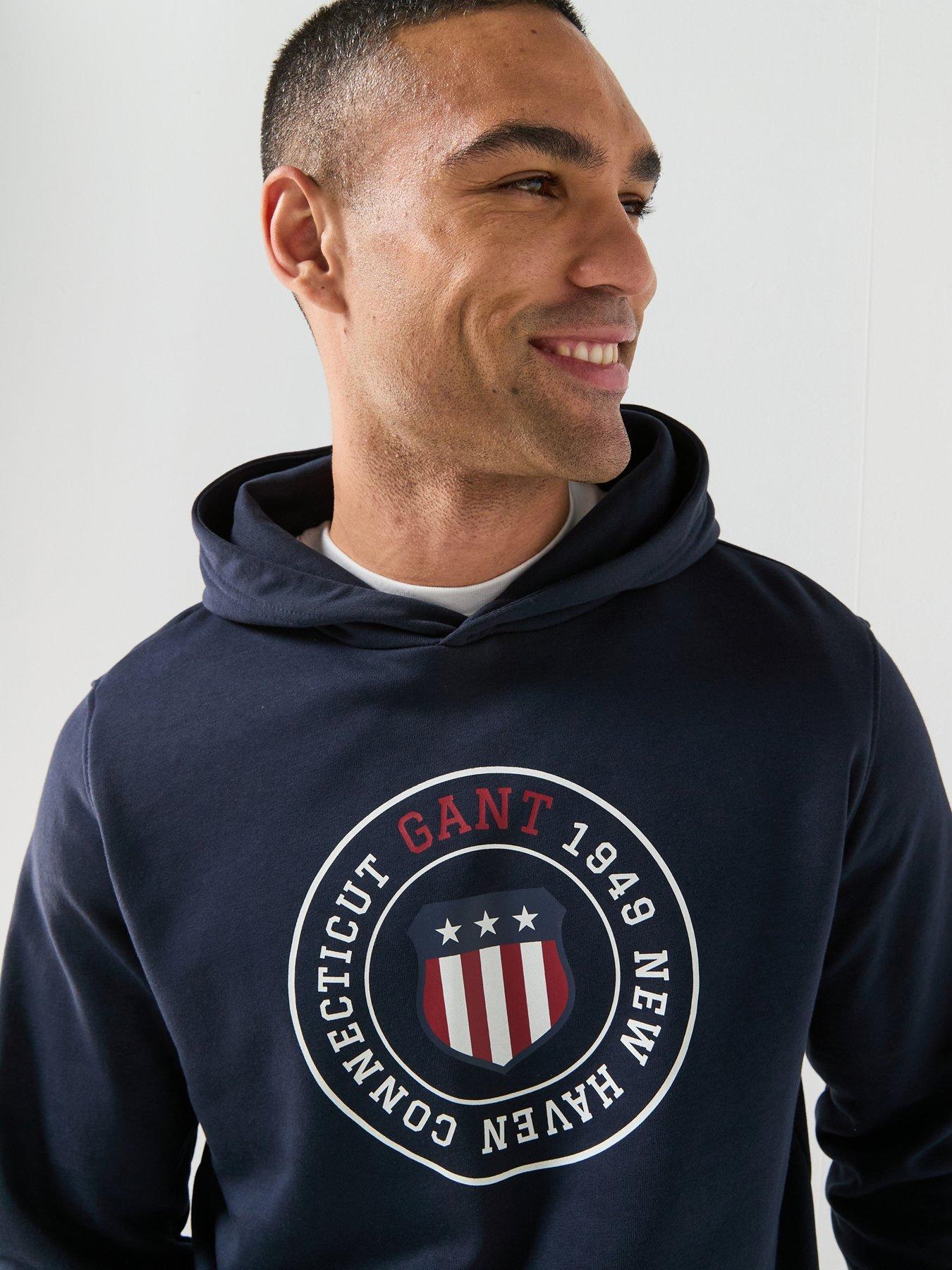 gant-gant-graphic-hoodie-navyoutfit