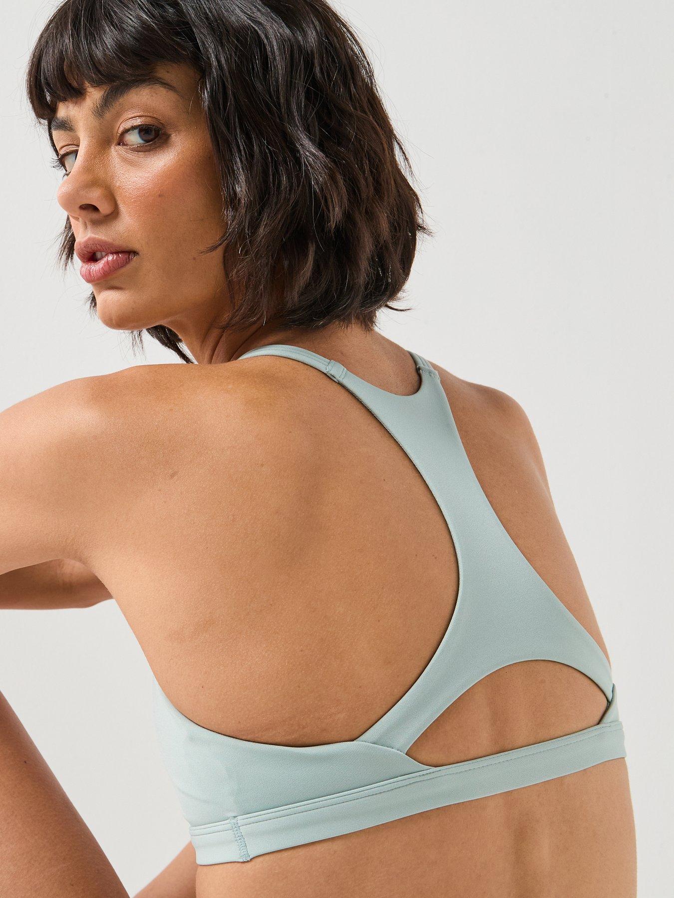 adidas-womens-training-workout-essentials-light-support-bra-greenstillFront