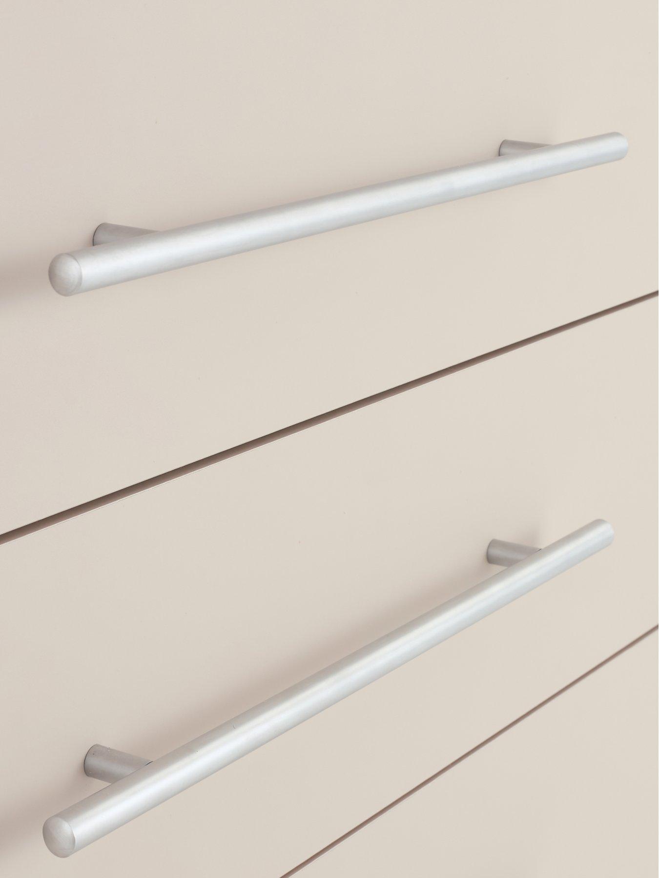 Image 6 of 7 of The Very Collection Prague Graduated 5 +&nbsp;5 Chest - Oatmeal