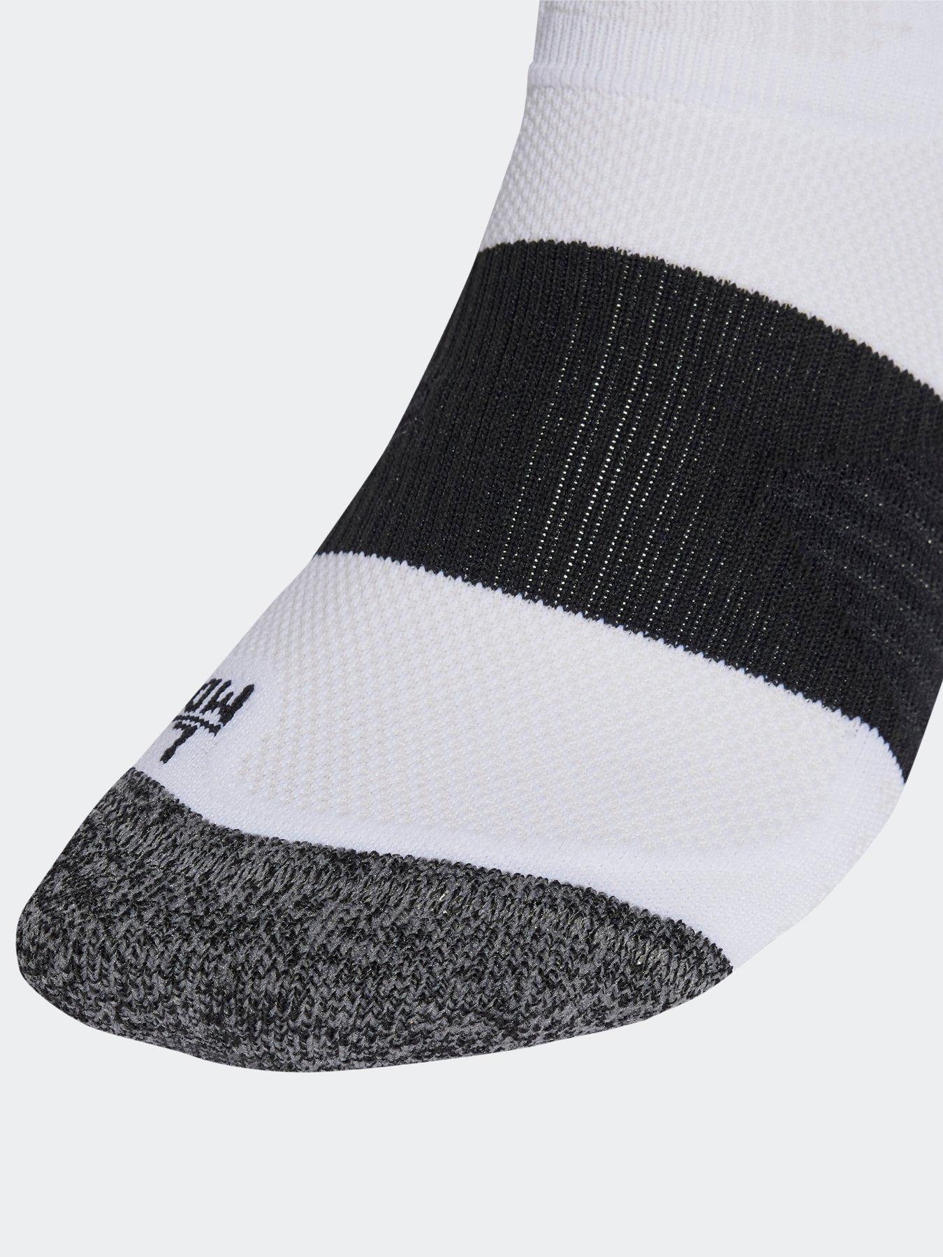 adidas-unisex-running-boost-socks-blackoutfit