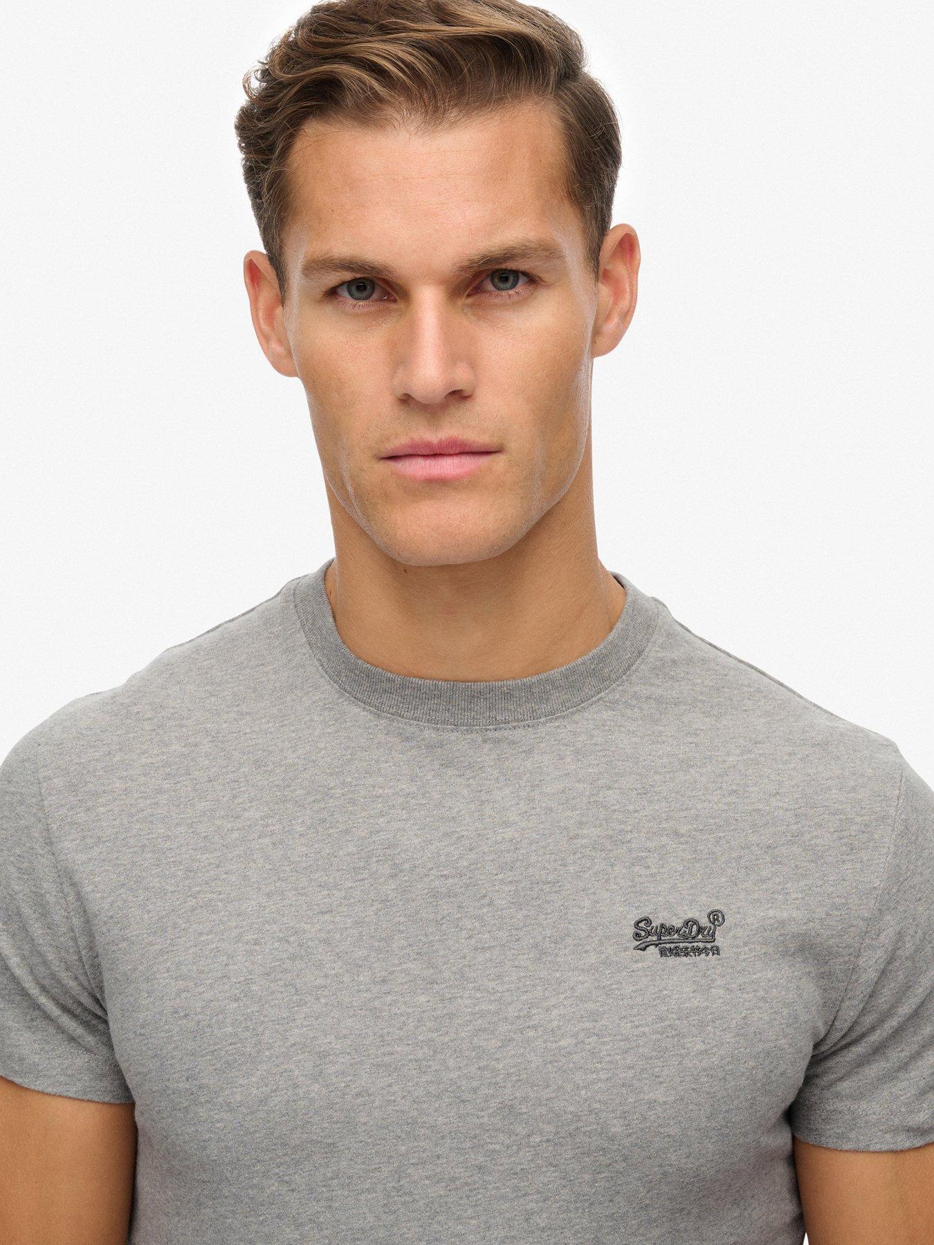 superdry-essential-logo-t-shirt-greyoutfit