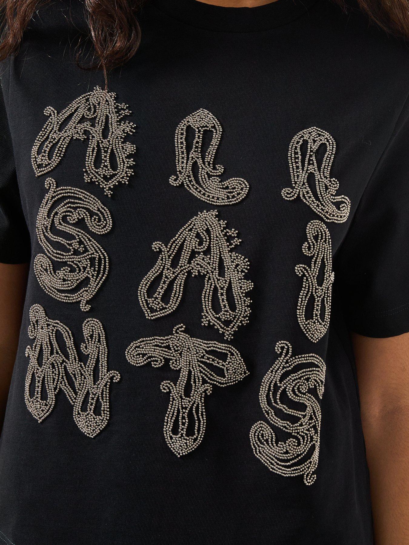 allsaints-ella-lisa-tee-blackoutfit